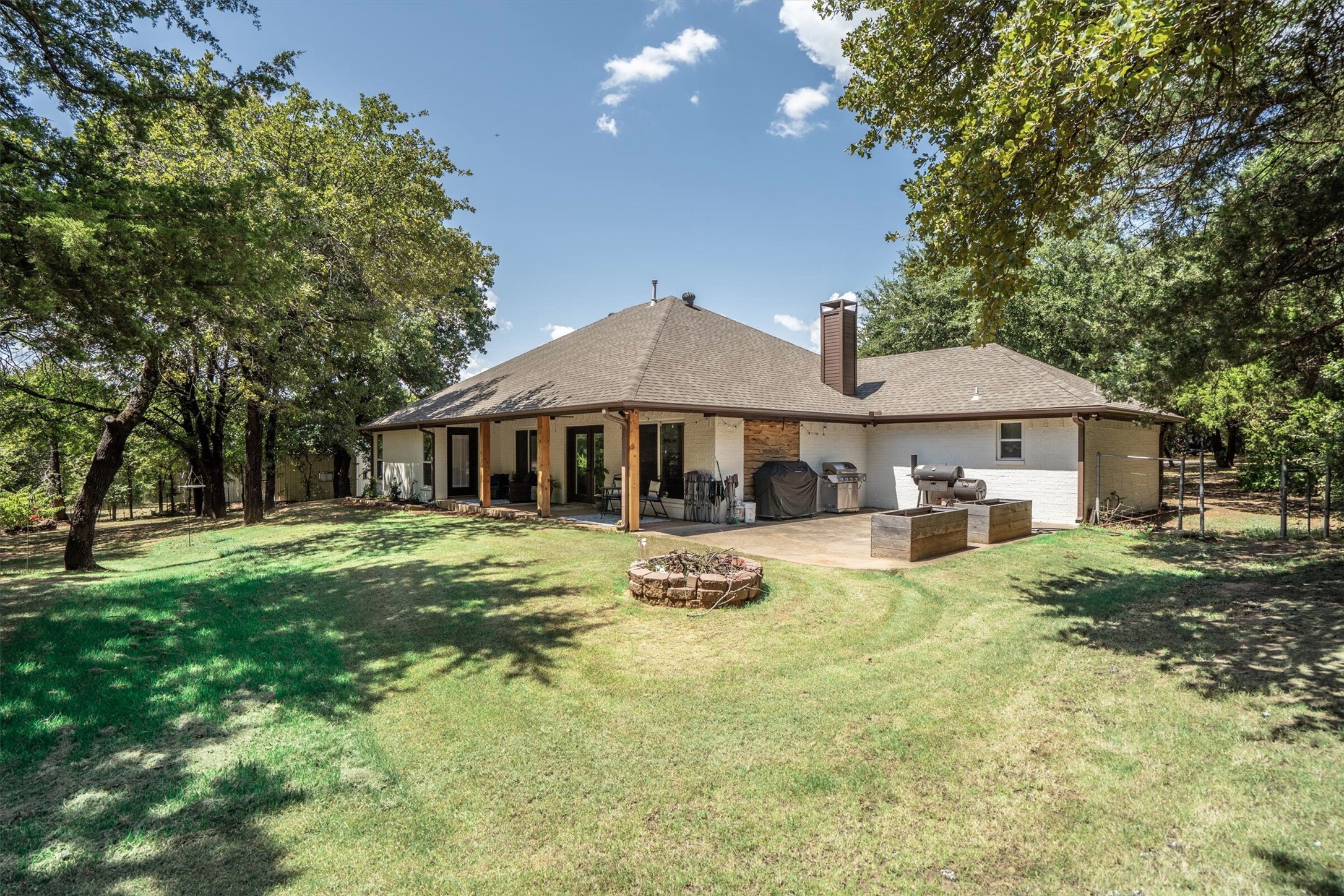 790 Sleepy Hollow Lane