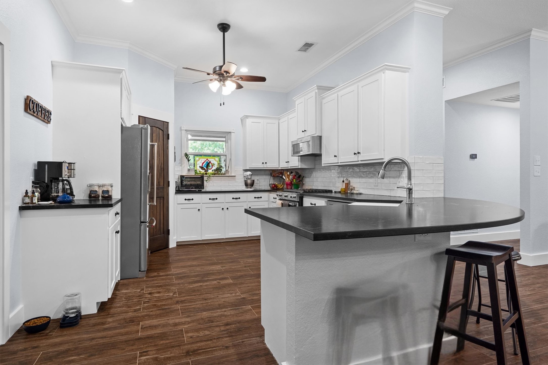 790 Sleepy Hollow Lane