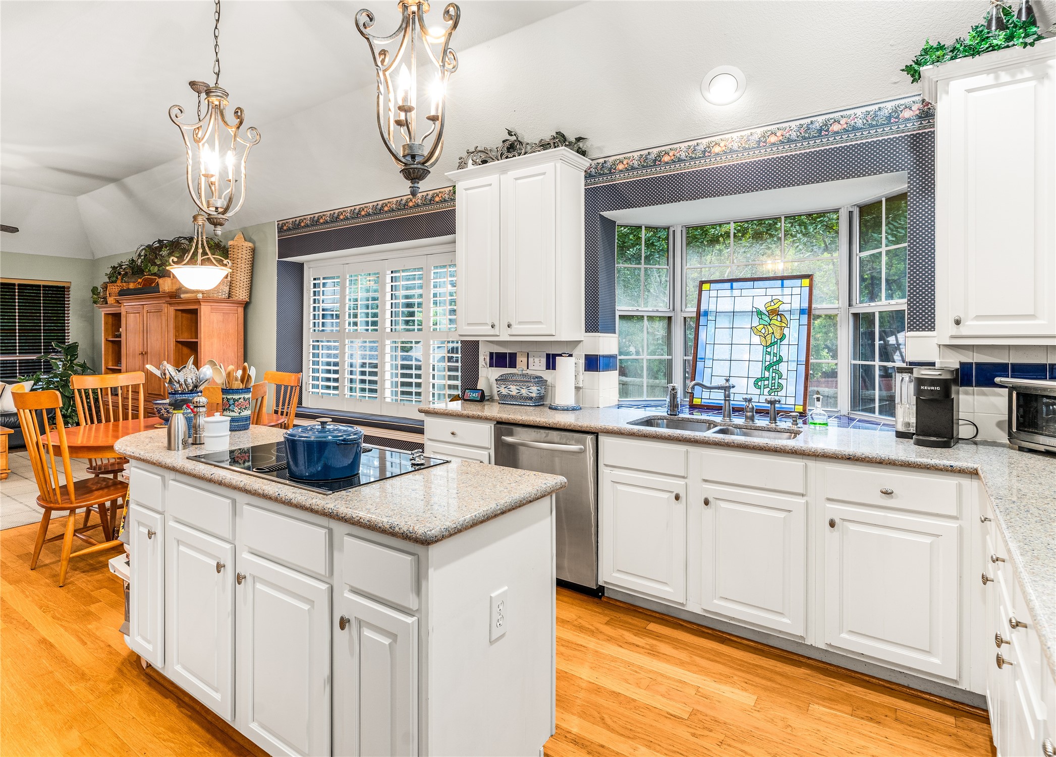 1008 Inverness Court