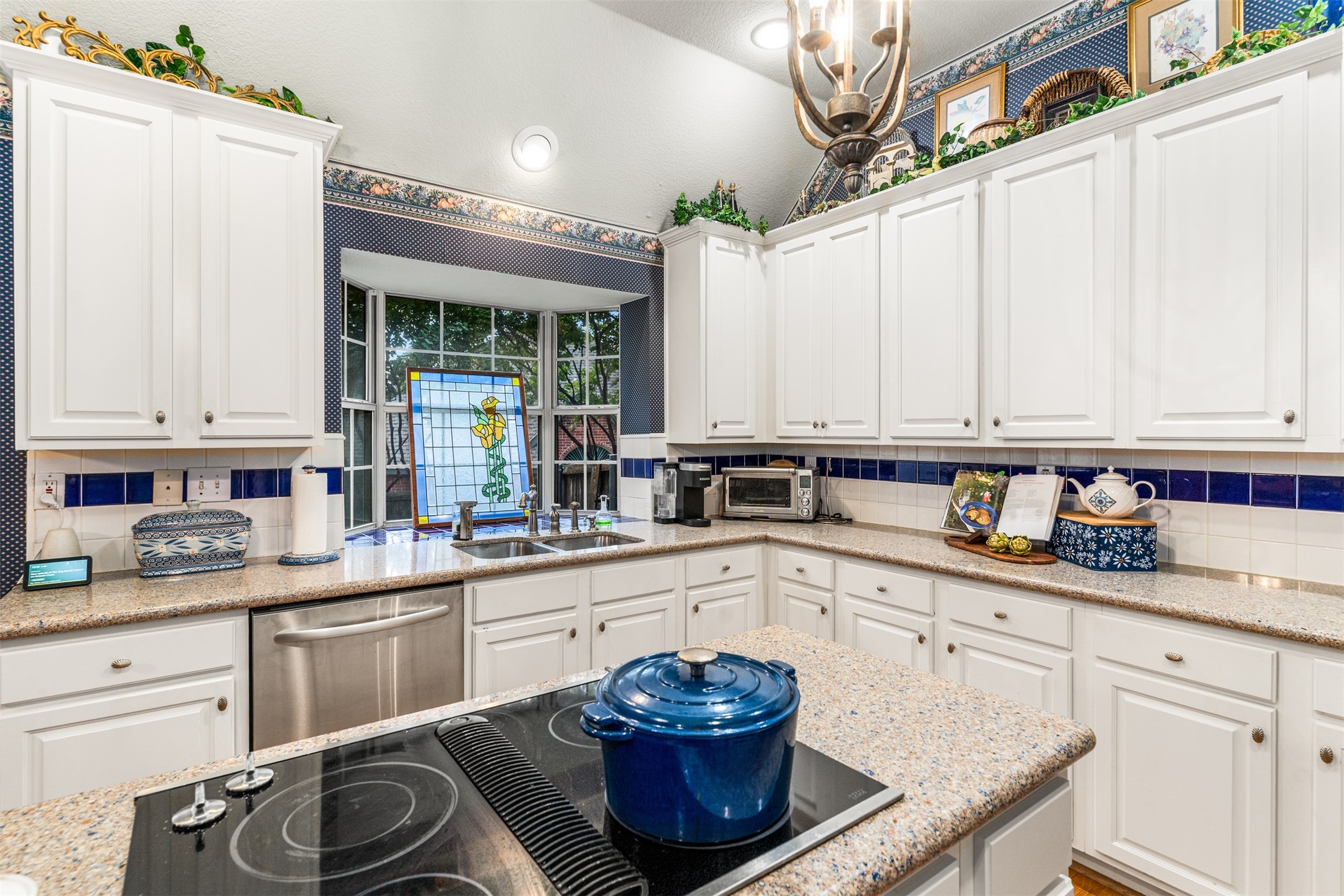 1008 Inverness Court