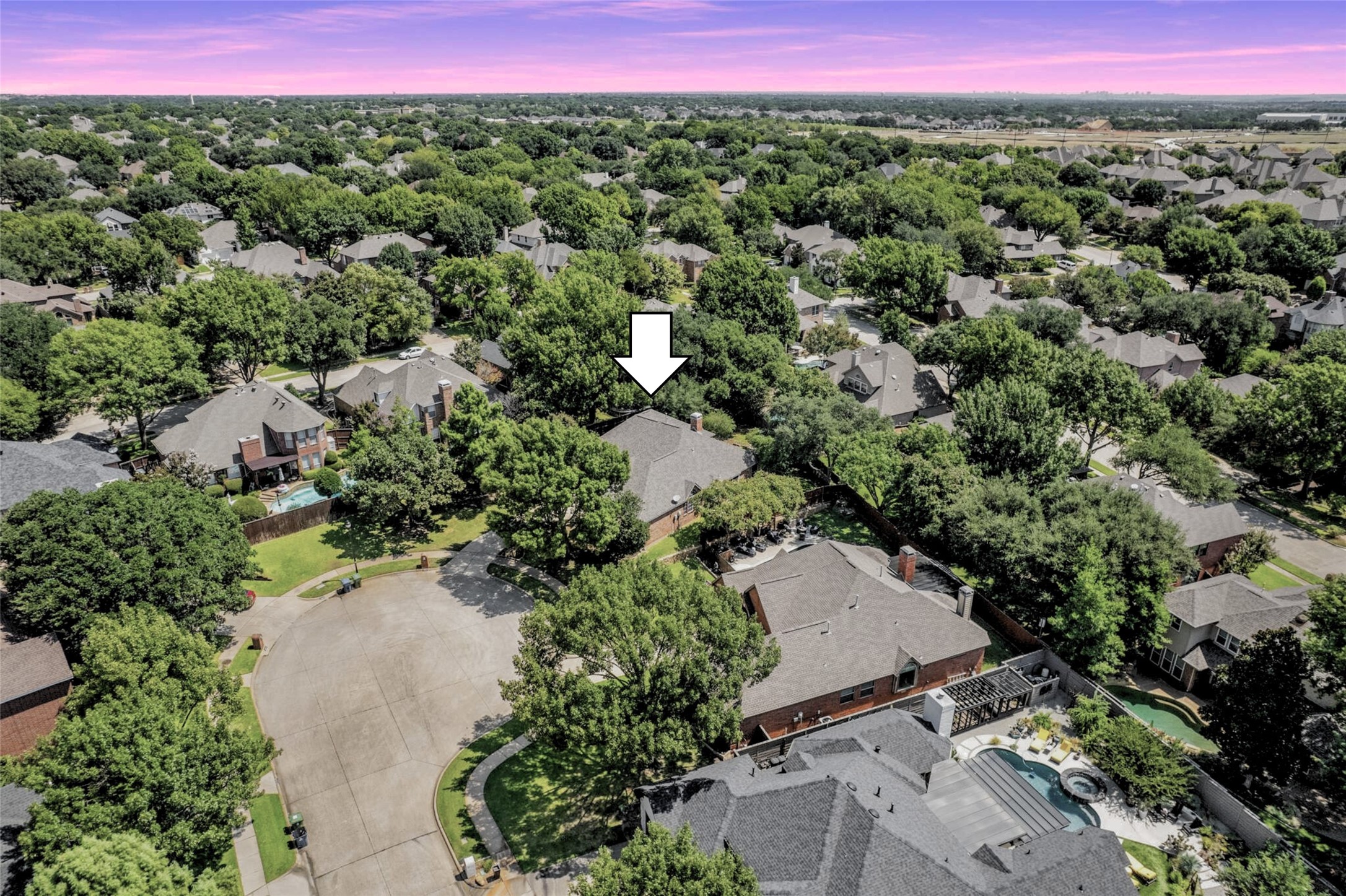 1008 Inverness Court