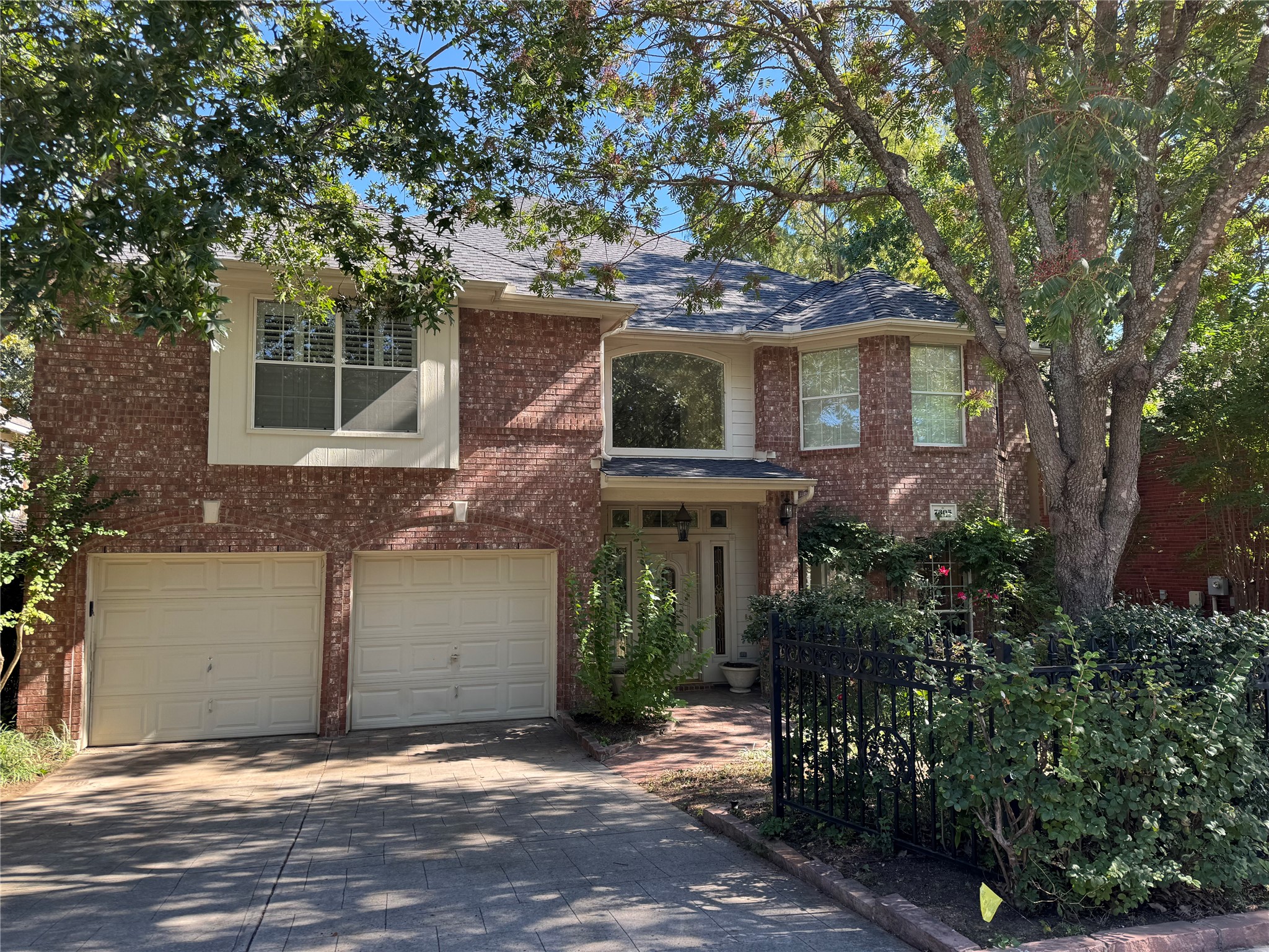 7305 Mira Vista Drive