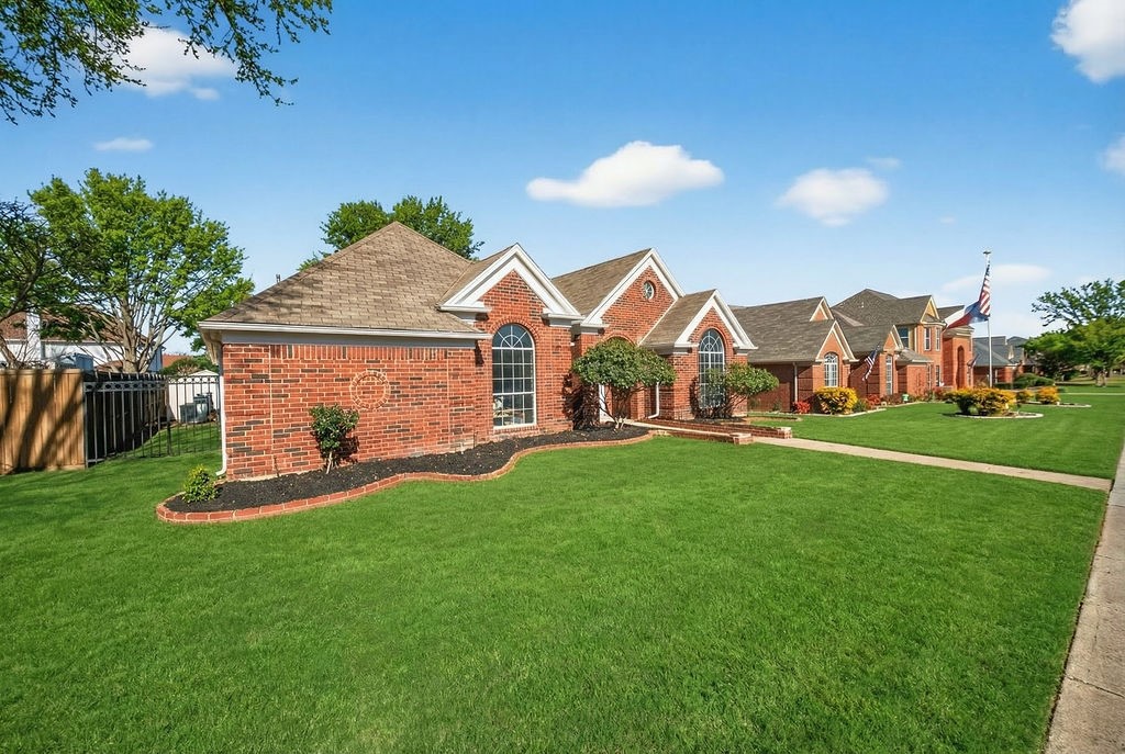 1333 Autumn Trail