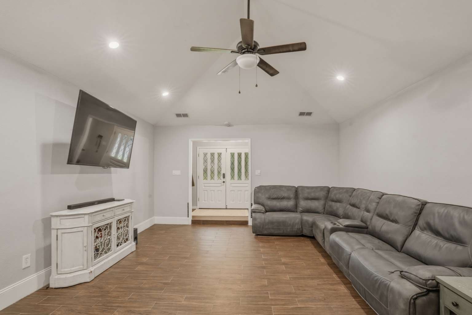 1705 Louella Court