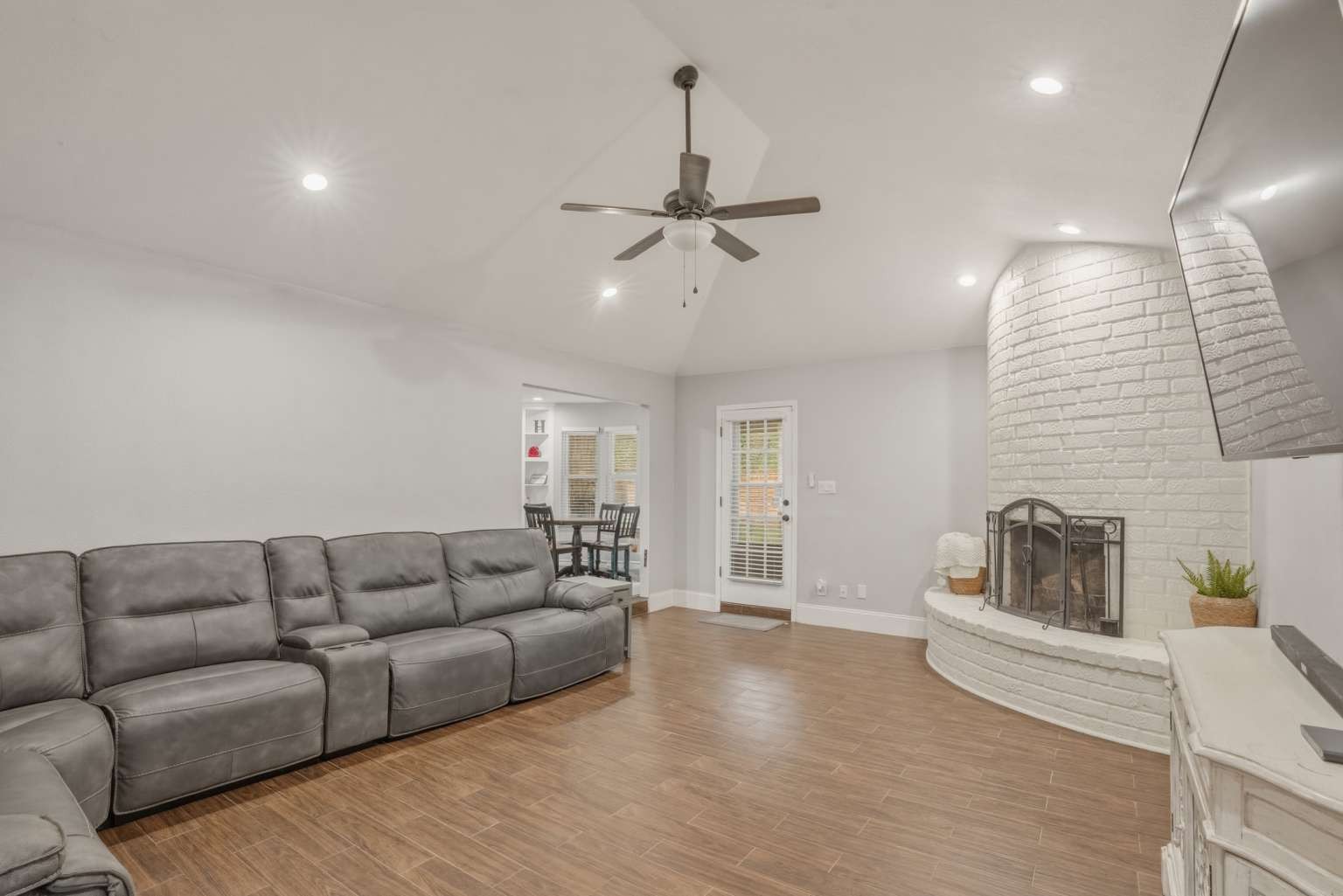 1705 Louella Court
