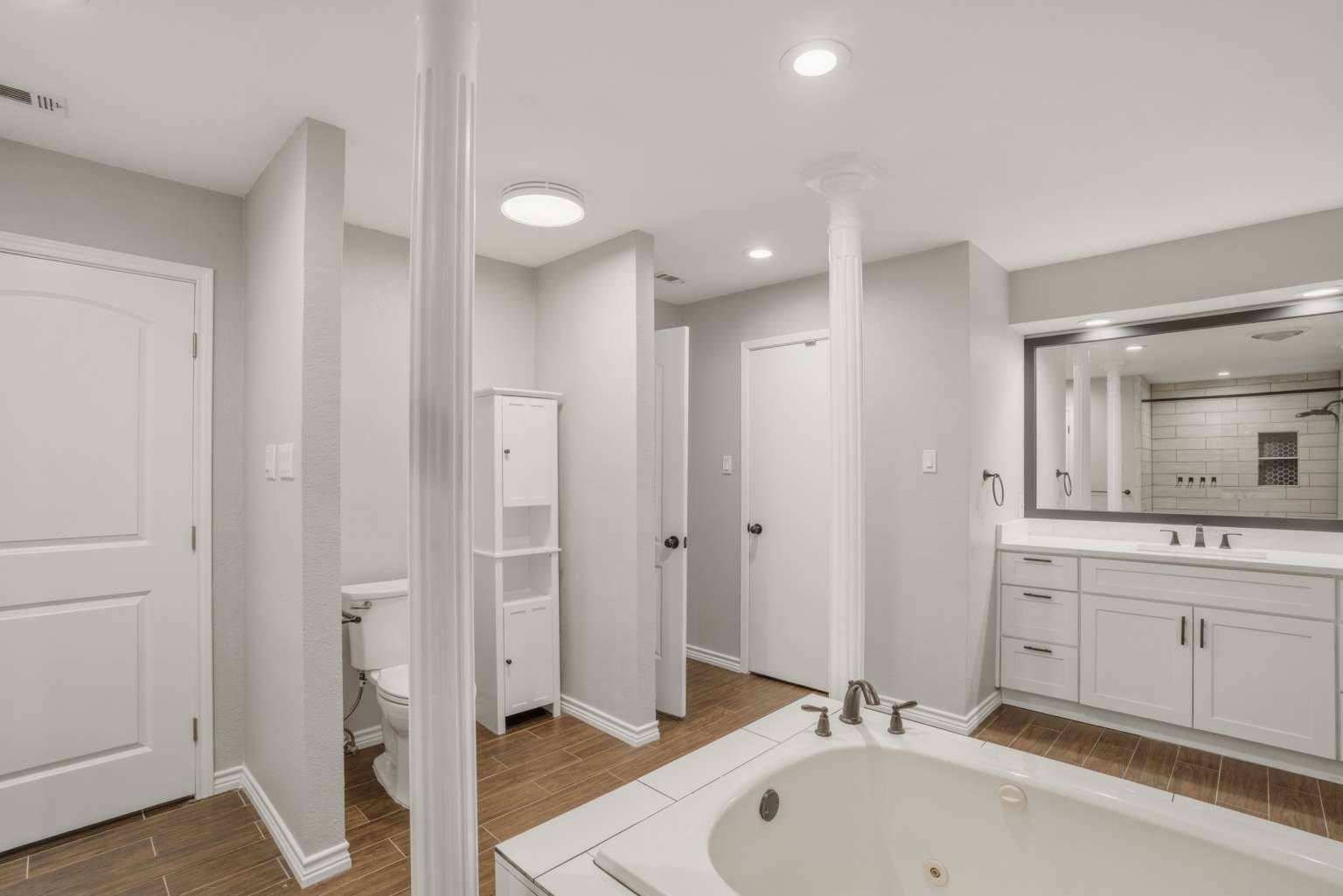 1705 Louella Court
