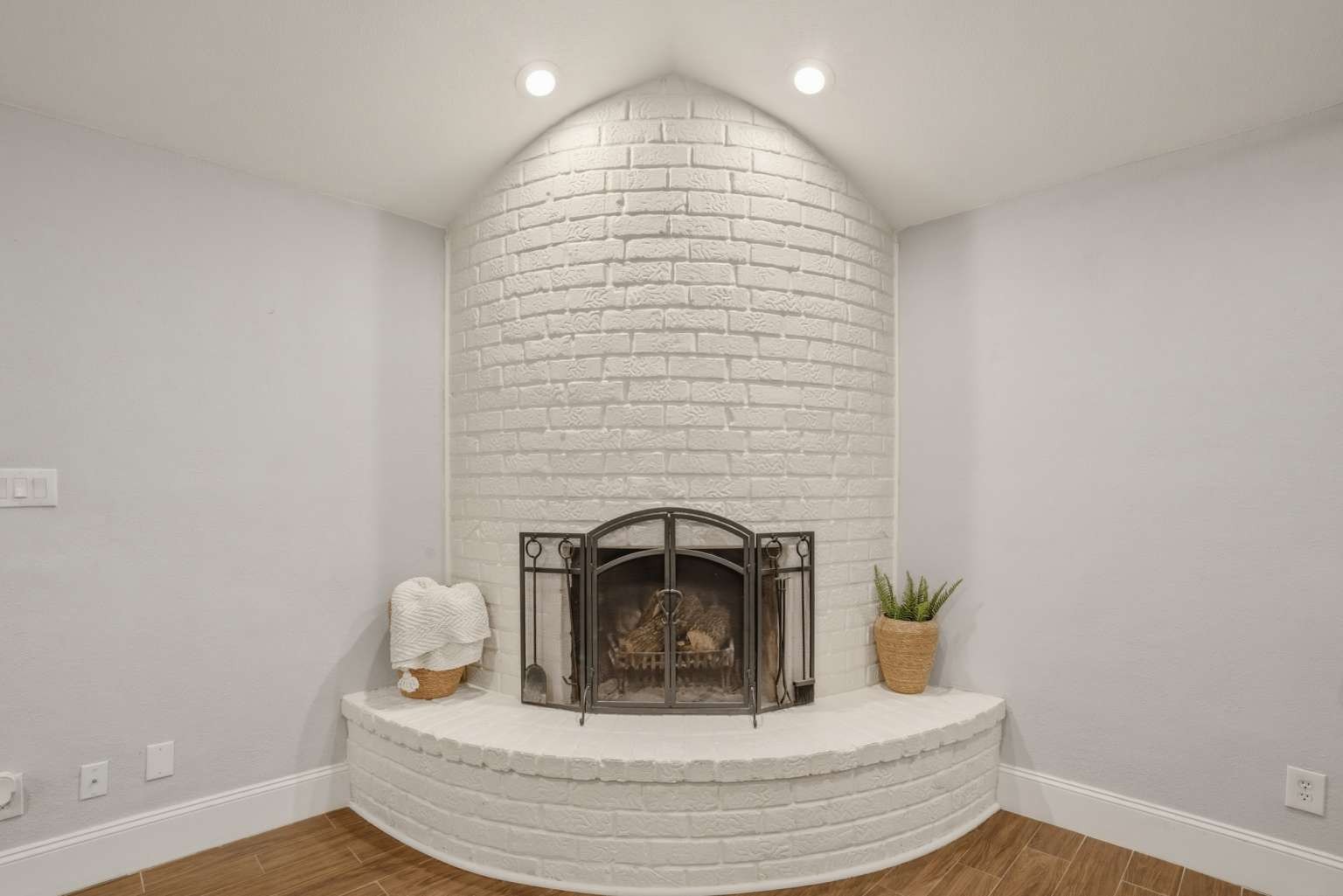 1705 Louella Court