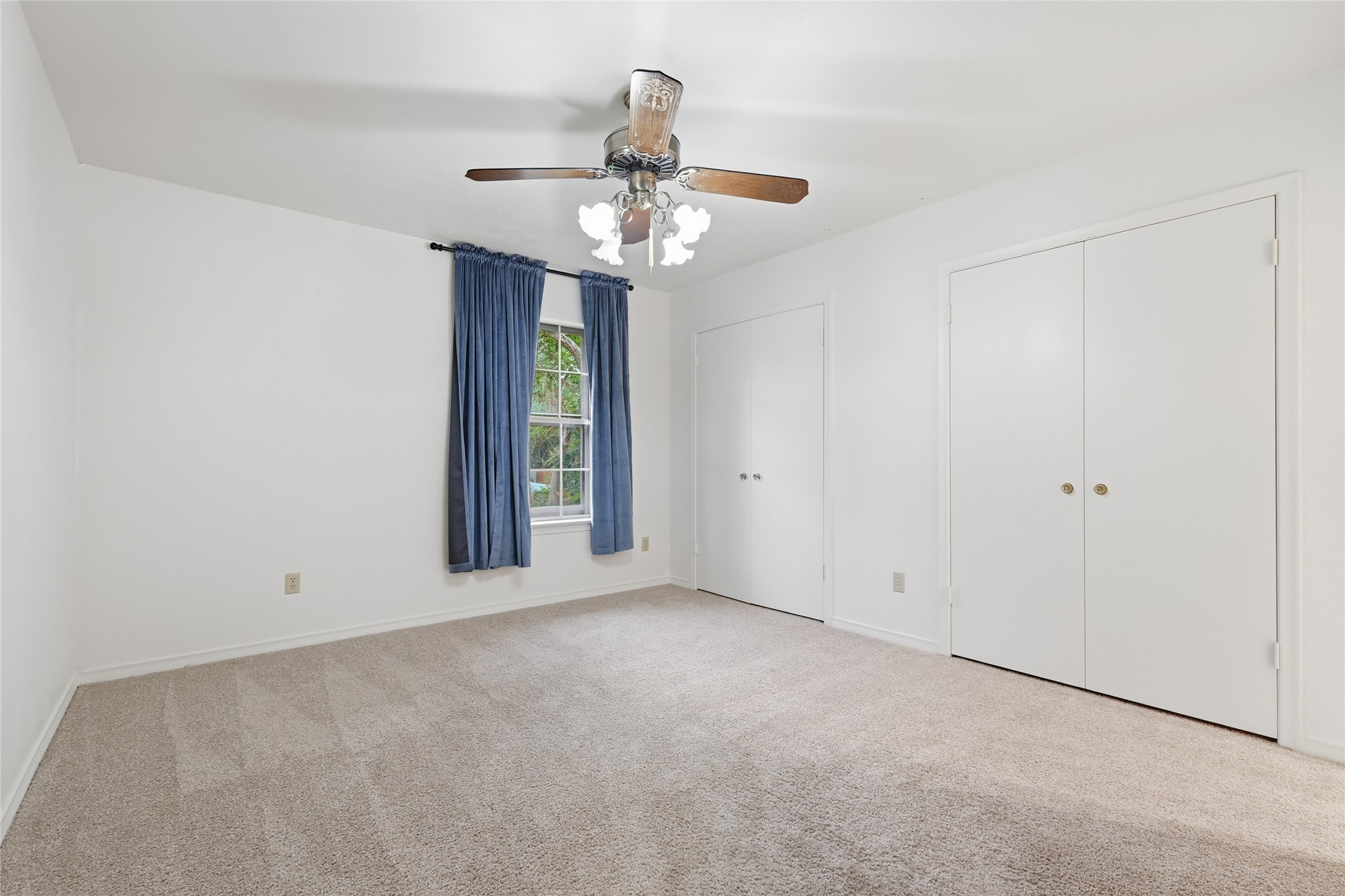 823 Ridgecrest Circle