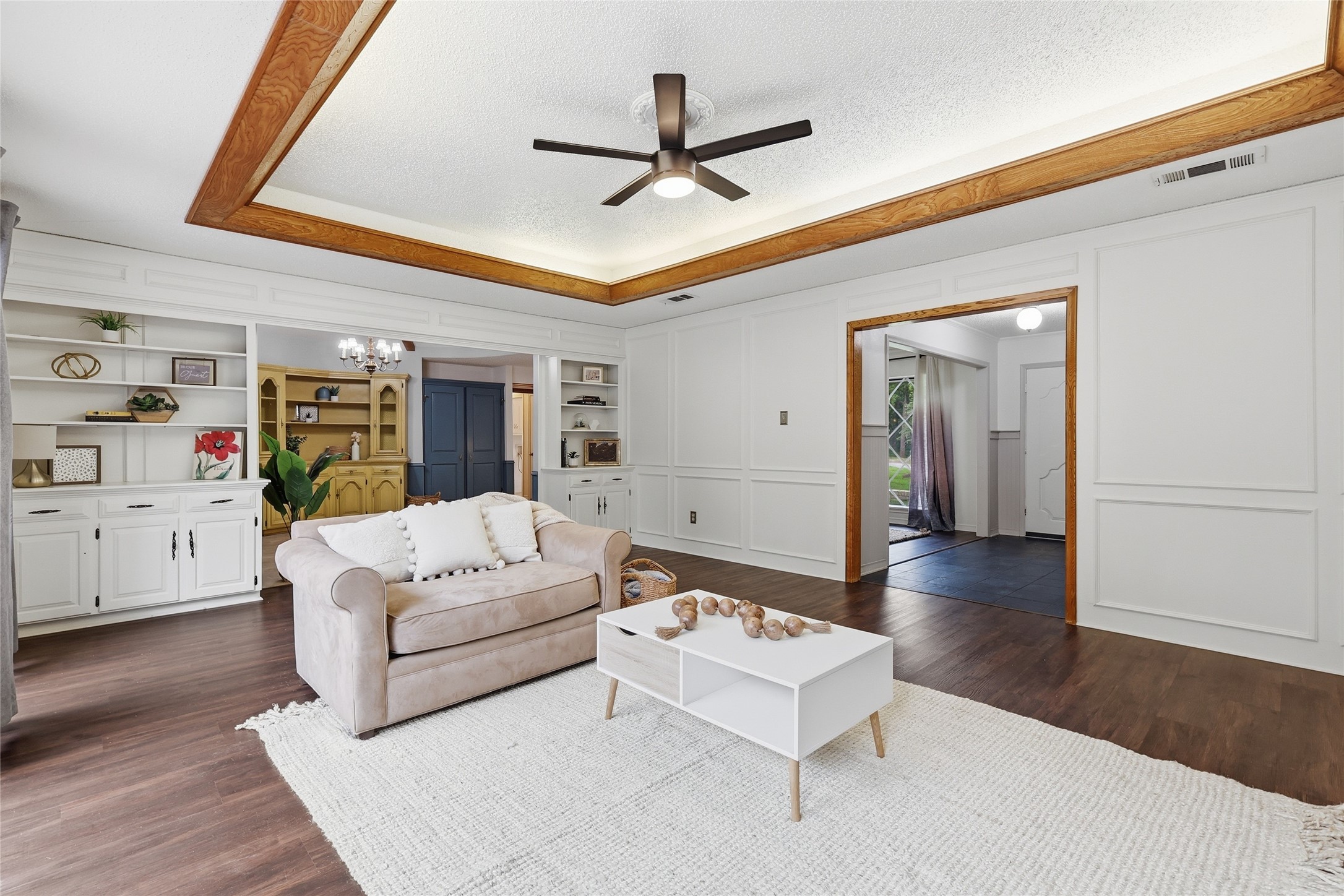 823 Ridgecrest Circle