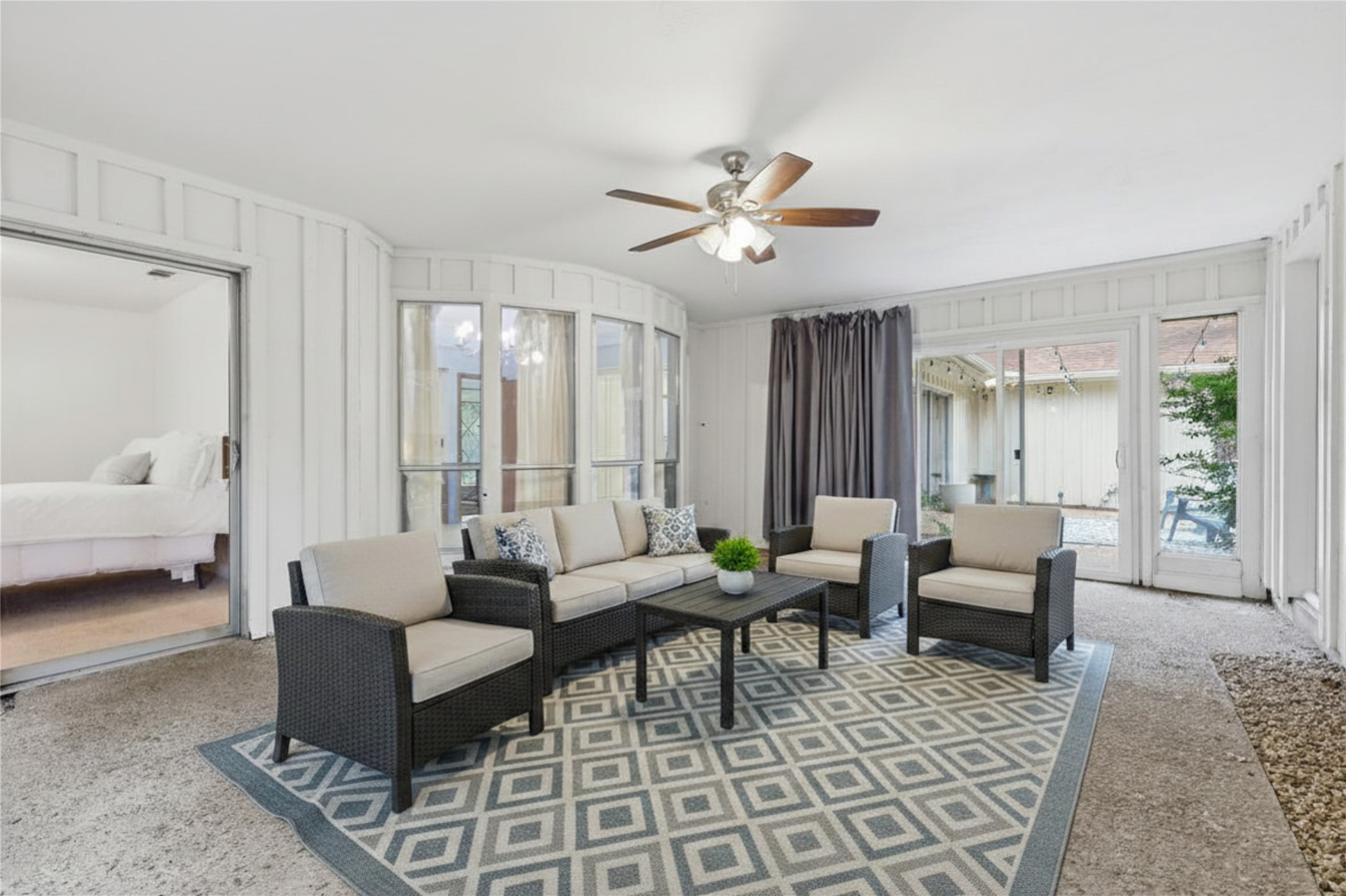 823 Ridgecrest Circle