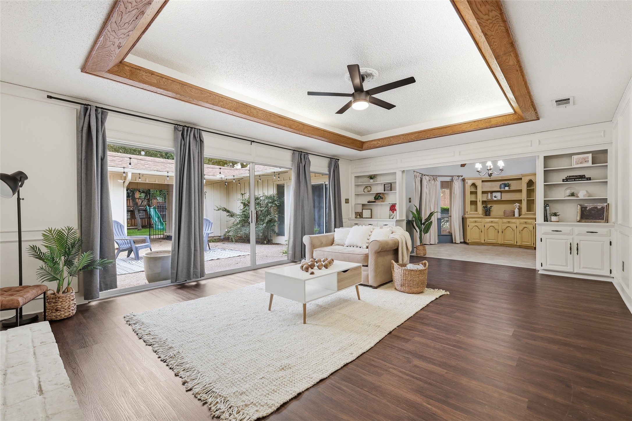 823 Ridgecrest Circle