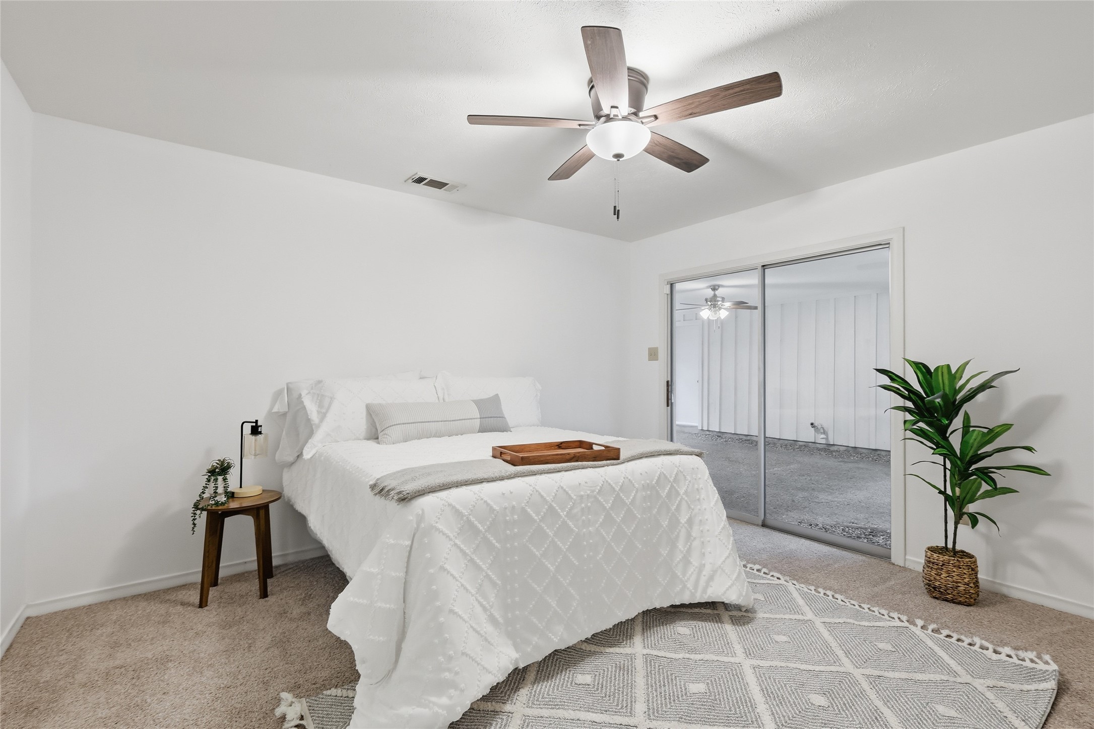 823 Ridgecrest Circle