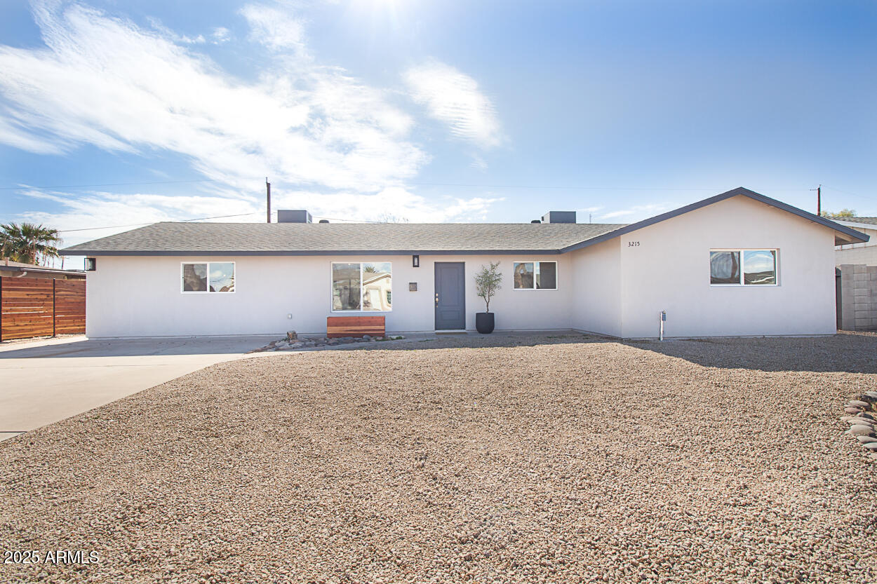 3215 E CAPTAIN DREYFUS Avenue