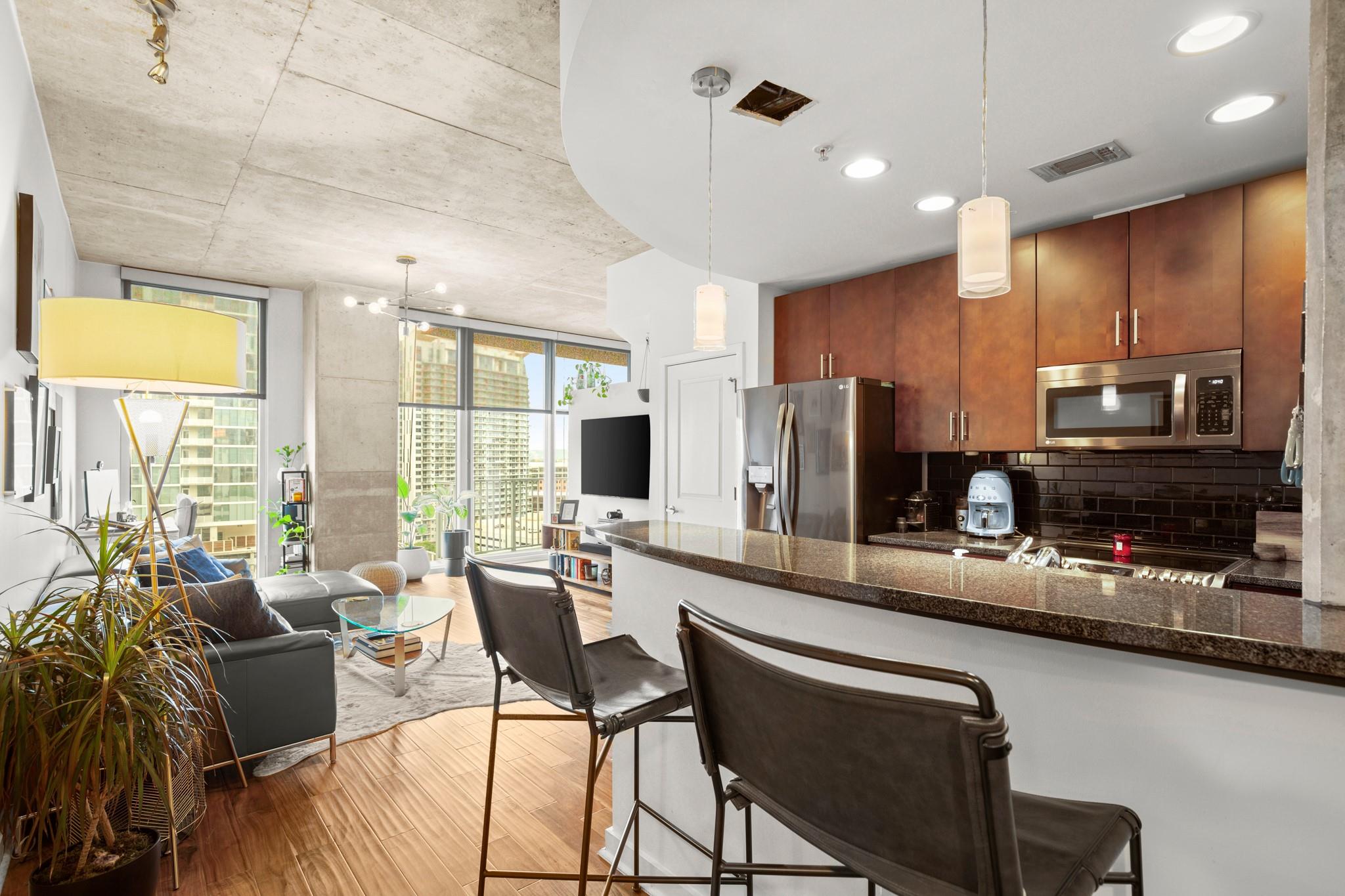 360 Nueces ST # 1306