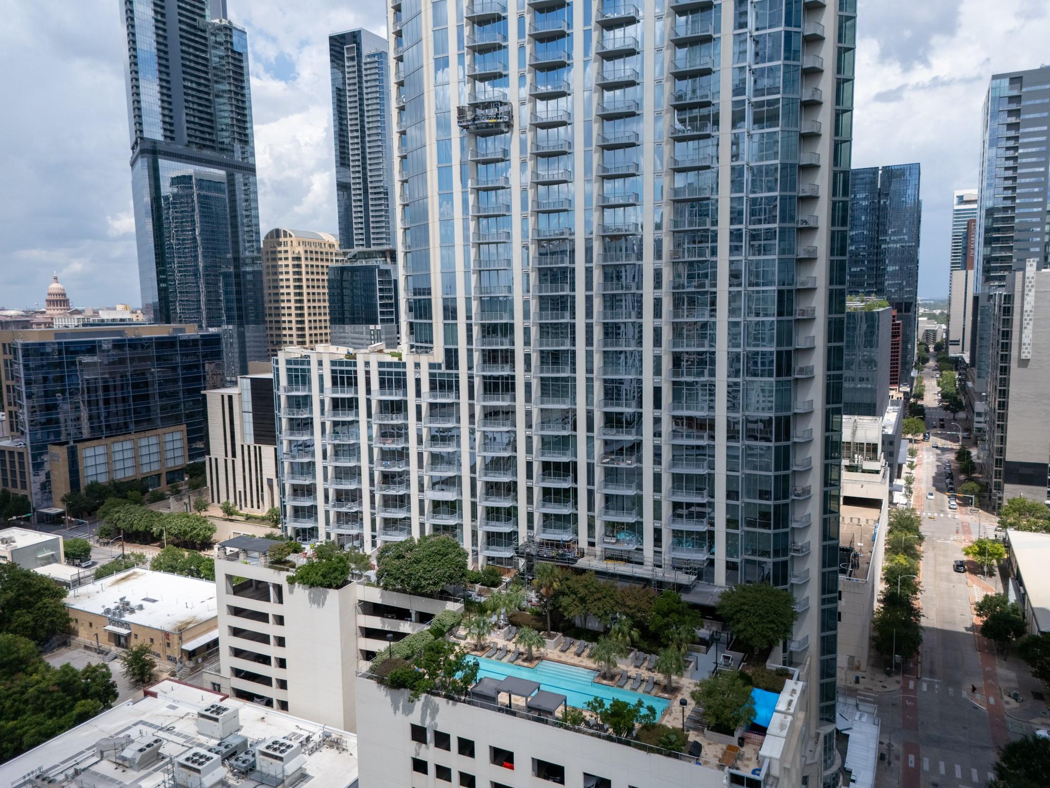 360 Nueces ST # 1306