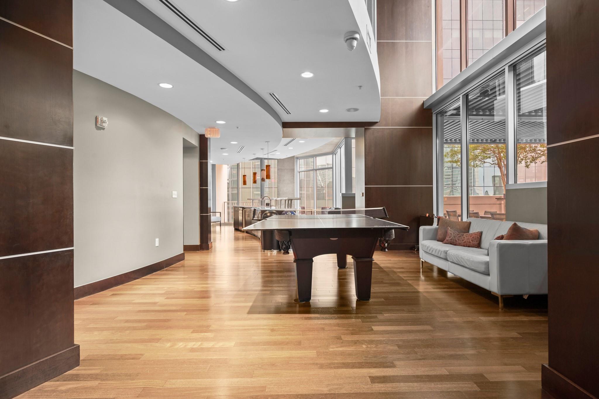 360 Nueces ST # 1306