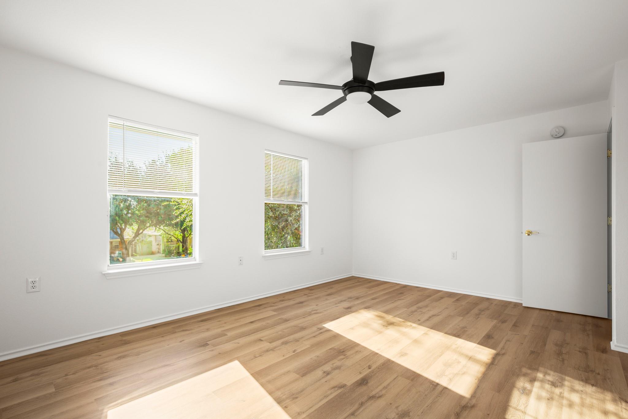11302 Robert Wooding DR