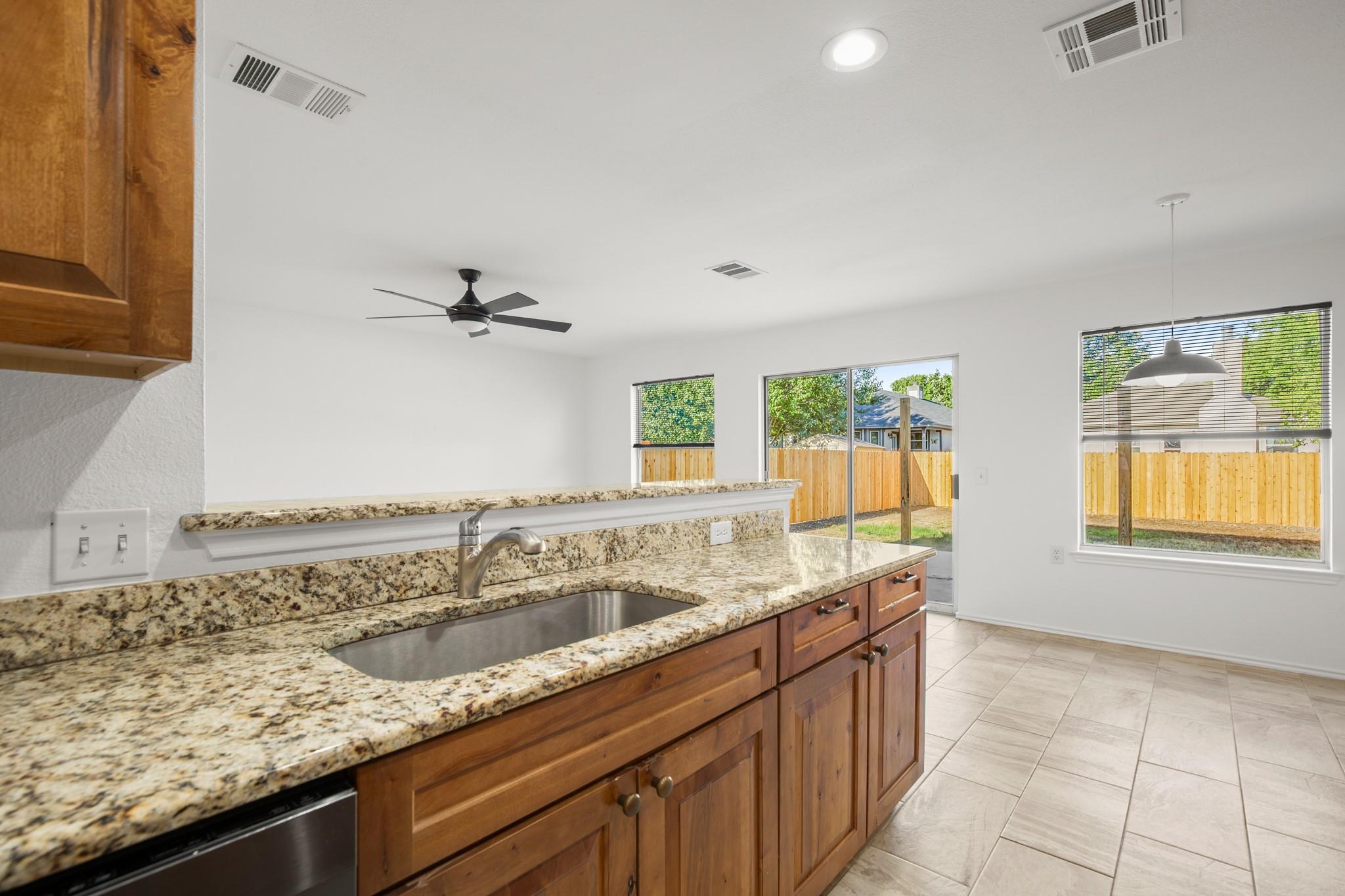 11302 Robert Wooding DR