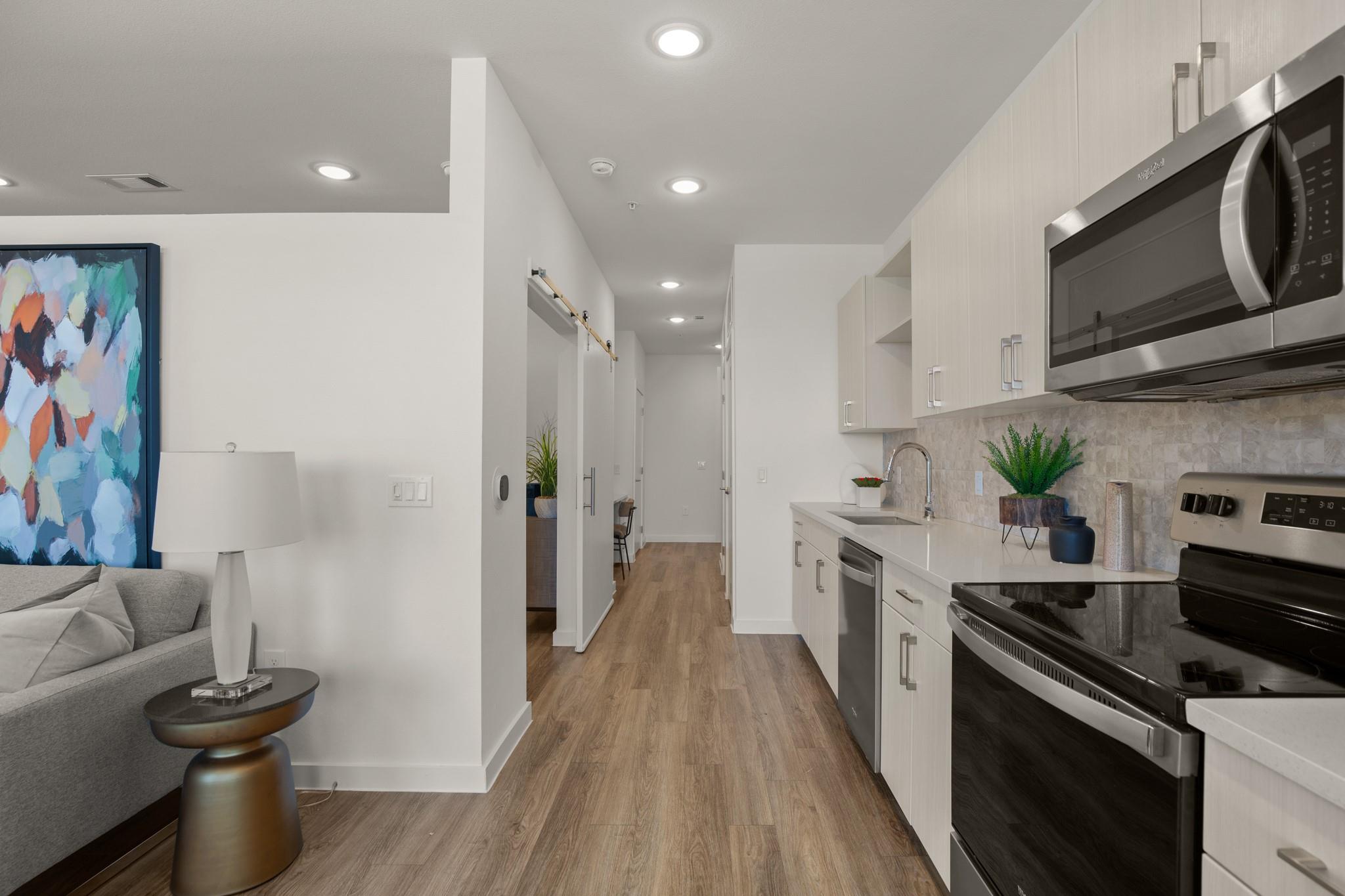 6324 N Lamar BLVD # 209