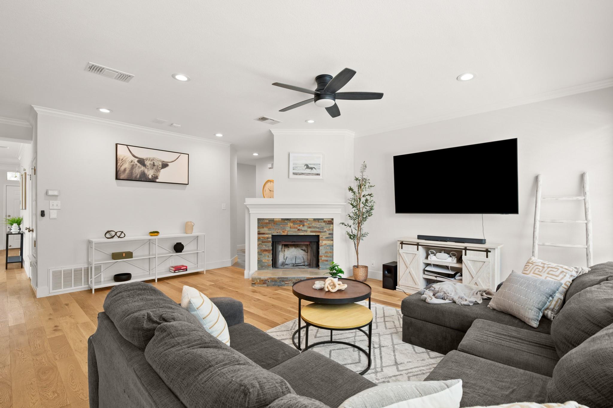 3708 Aspen Creek PKWY