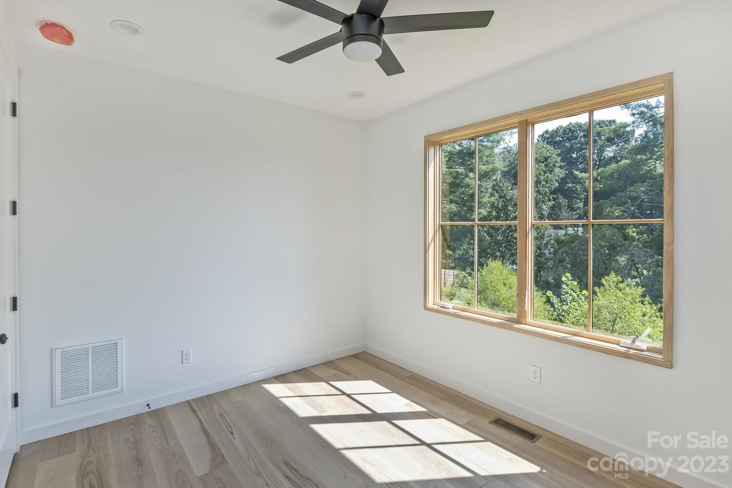 16 Malvern Walk