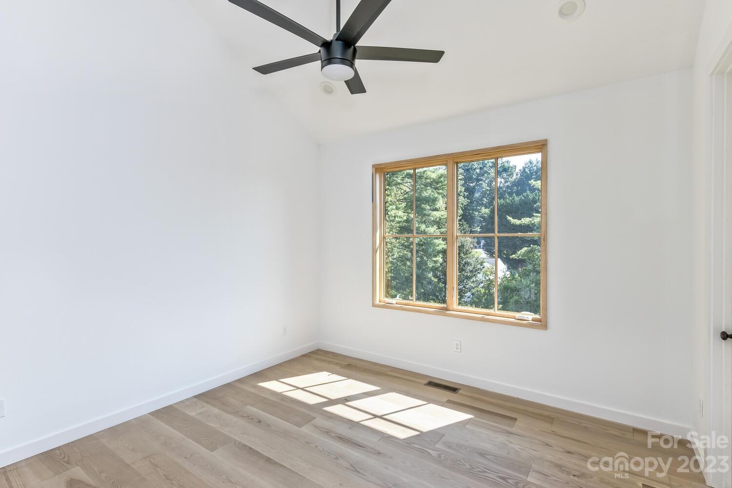 16 Malvern Walk