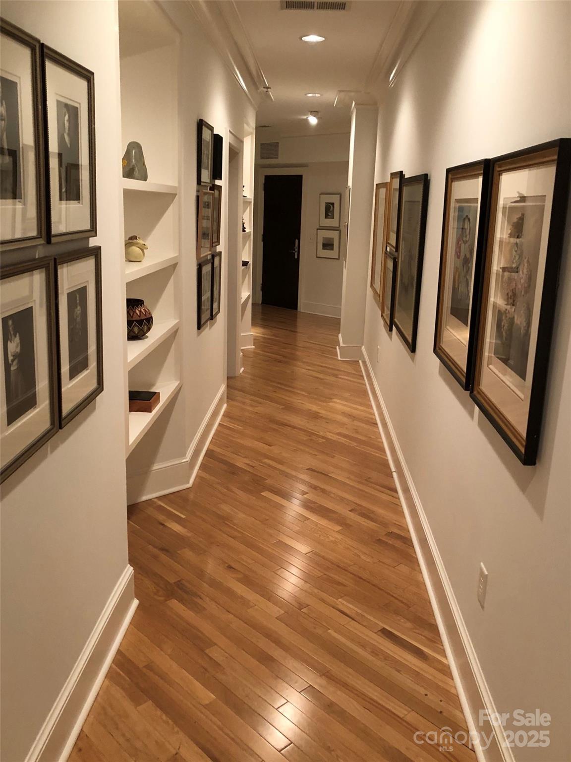 21 Battery Park Avenue Unit: 305
