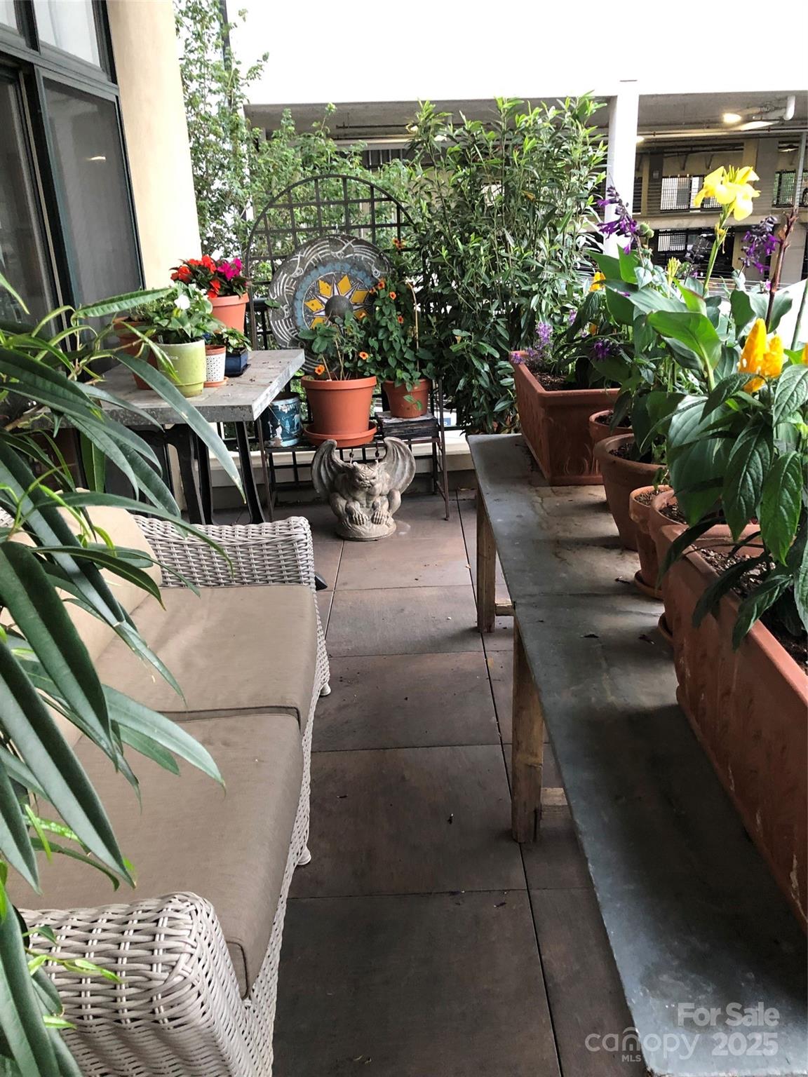 21 Battery Park Avenue Unit: 305