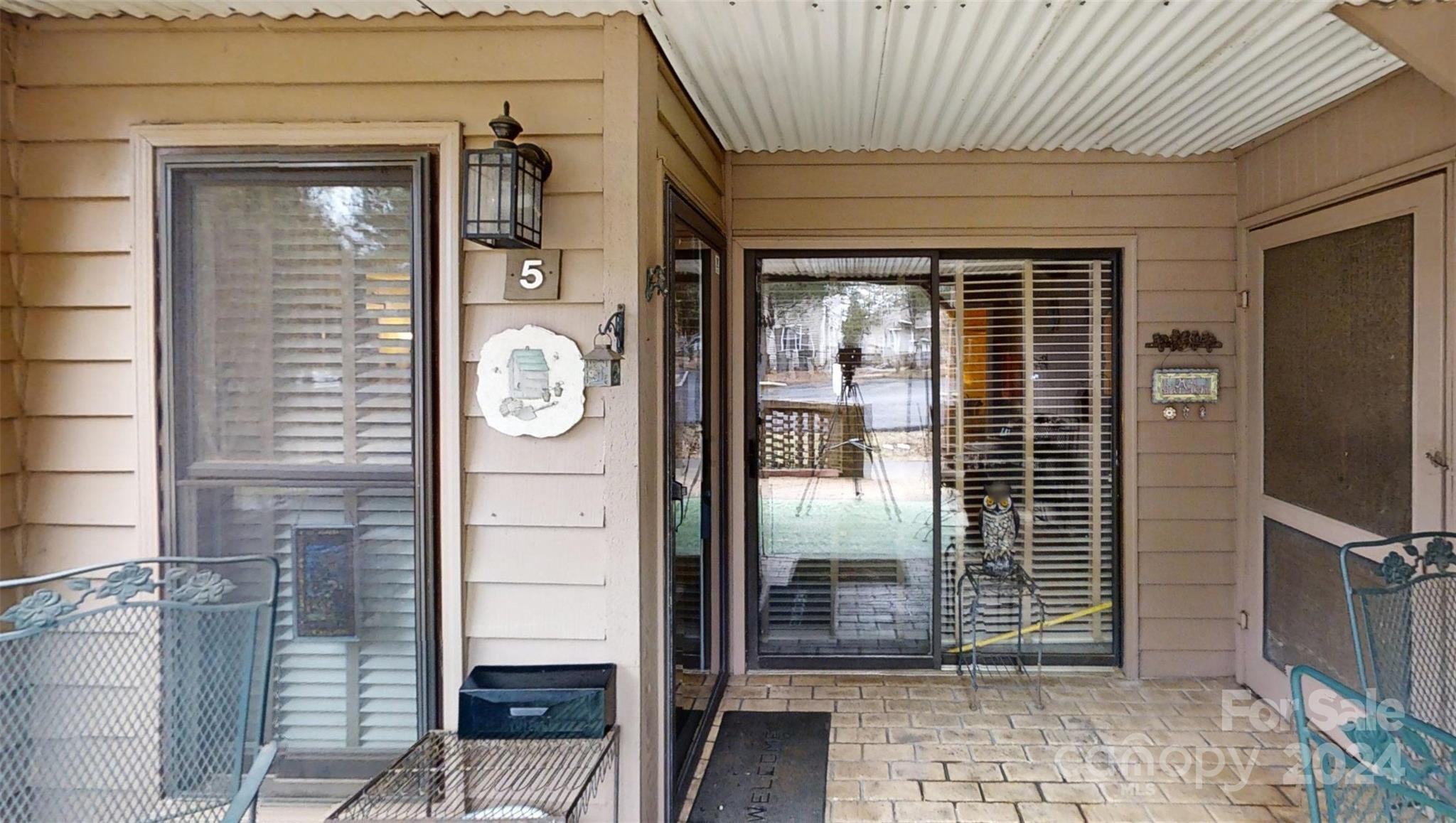 5 Ravencroft Lane