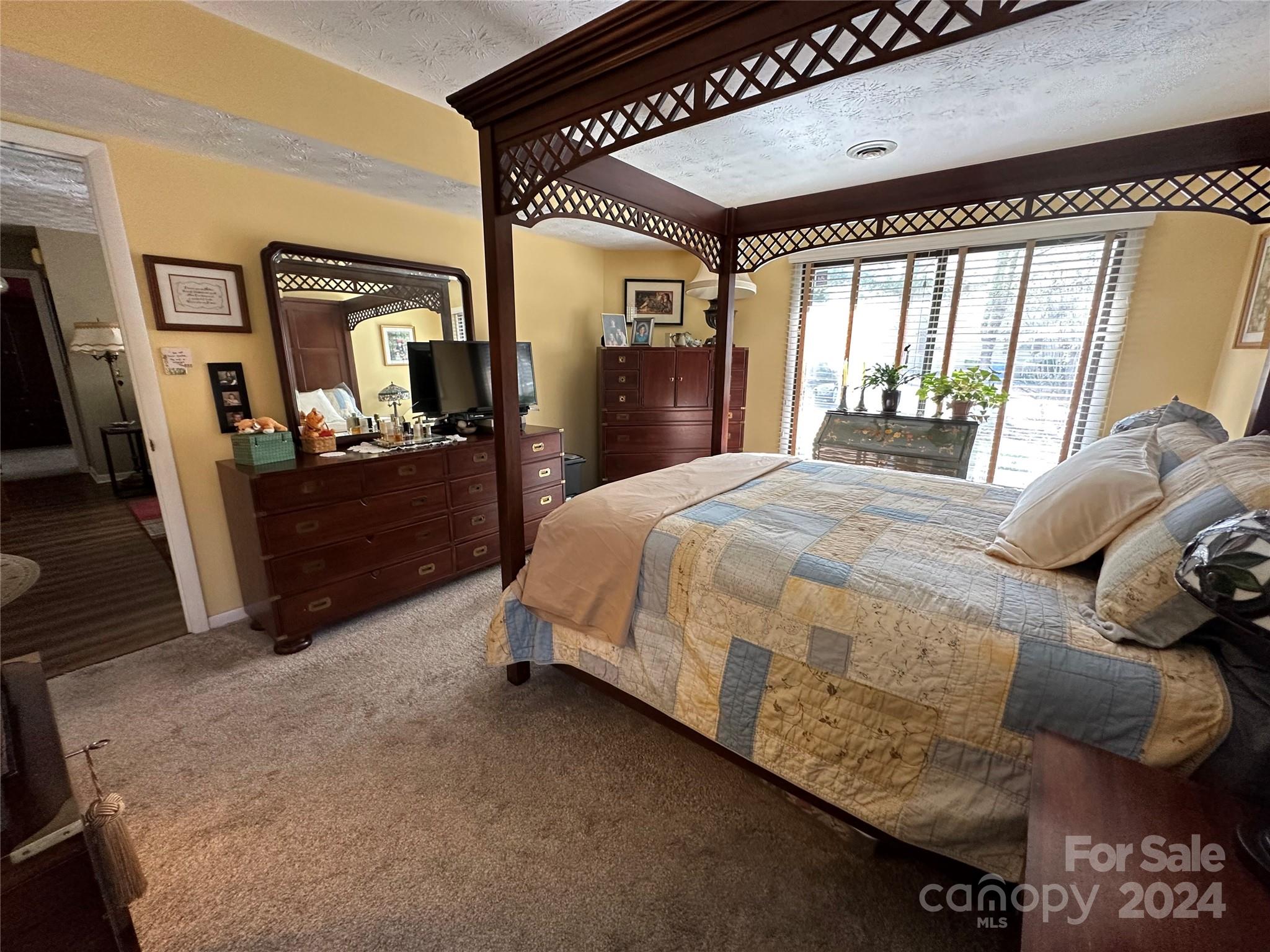 5 Ravencroft Lane
