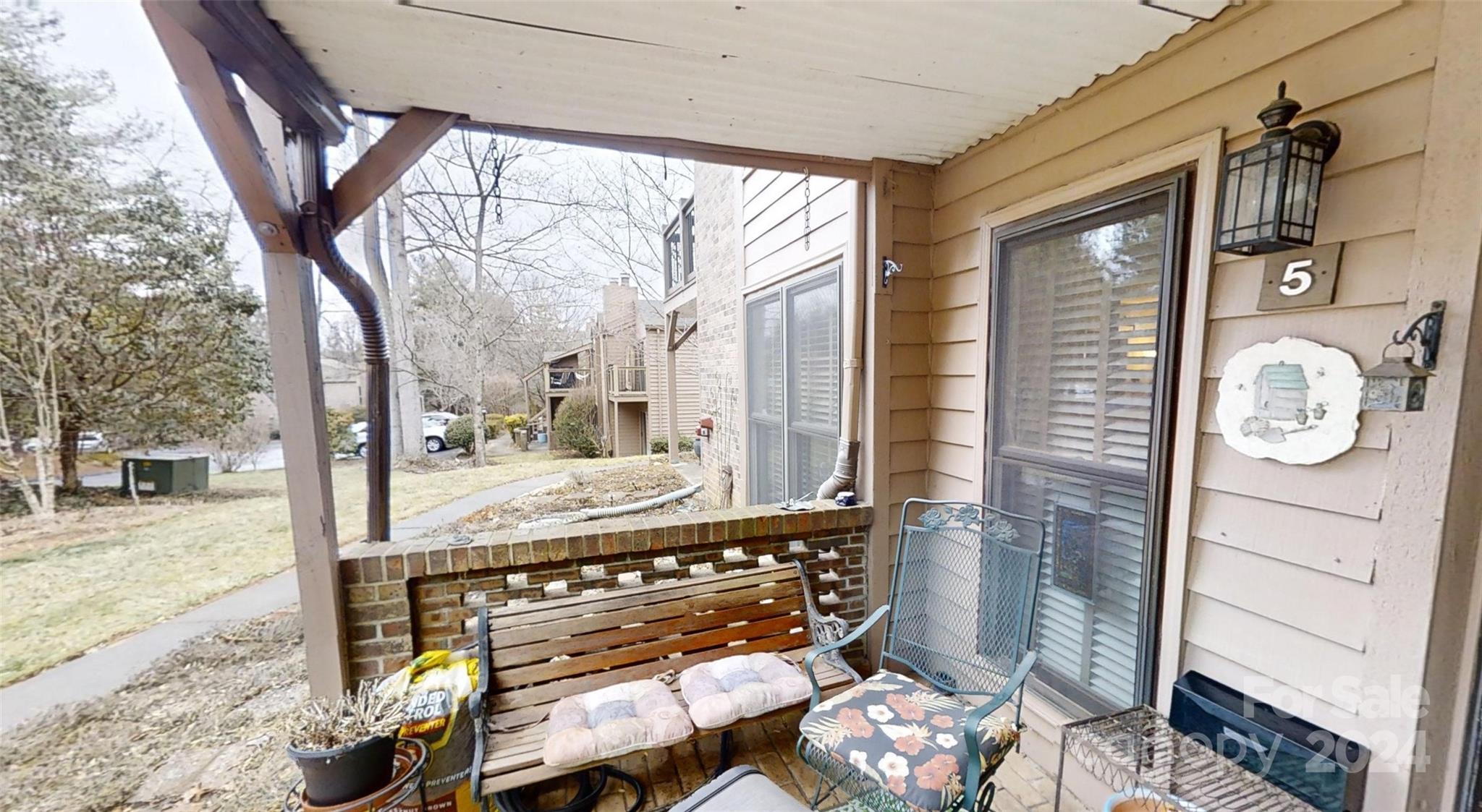 5 Ravencroft Lane
