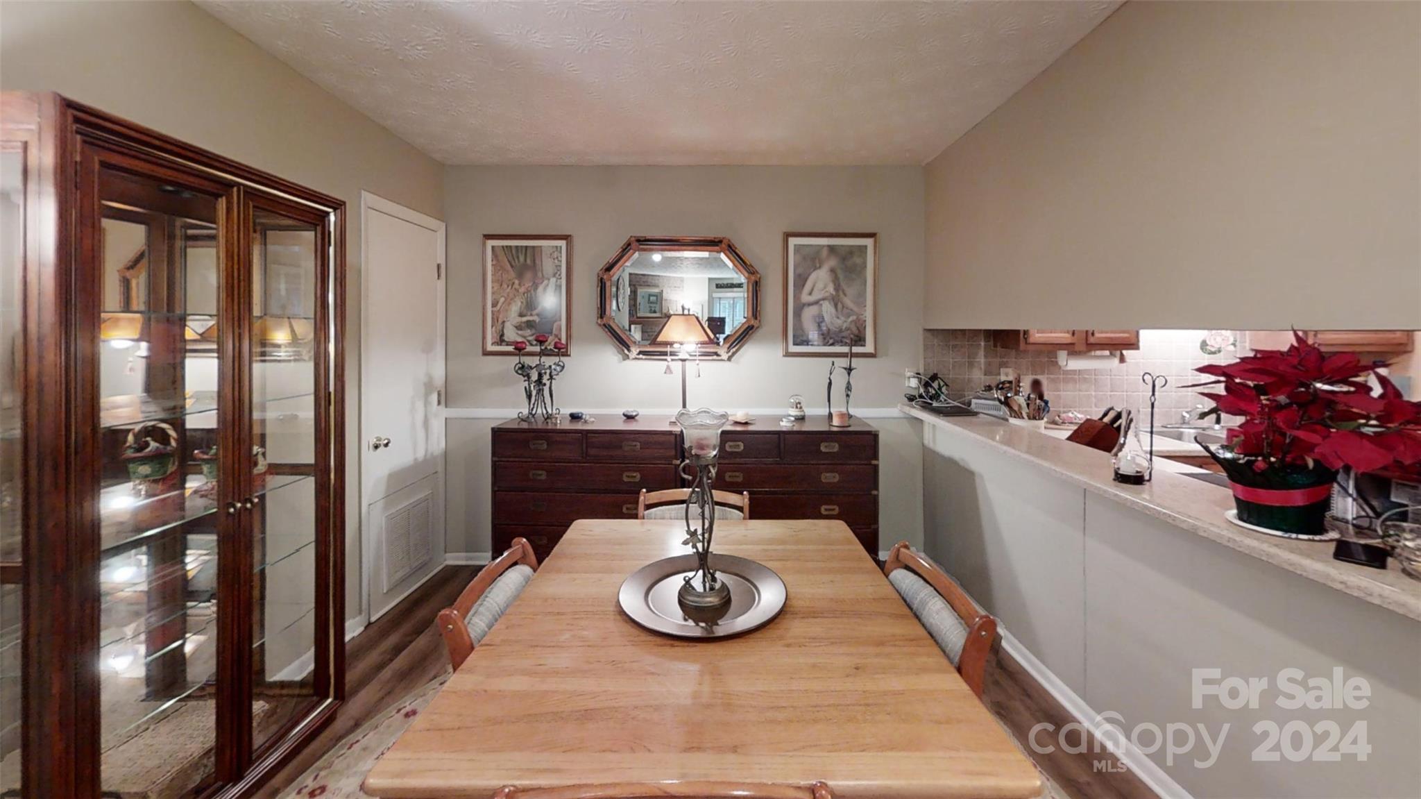5 Ravencroft Lane