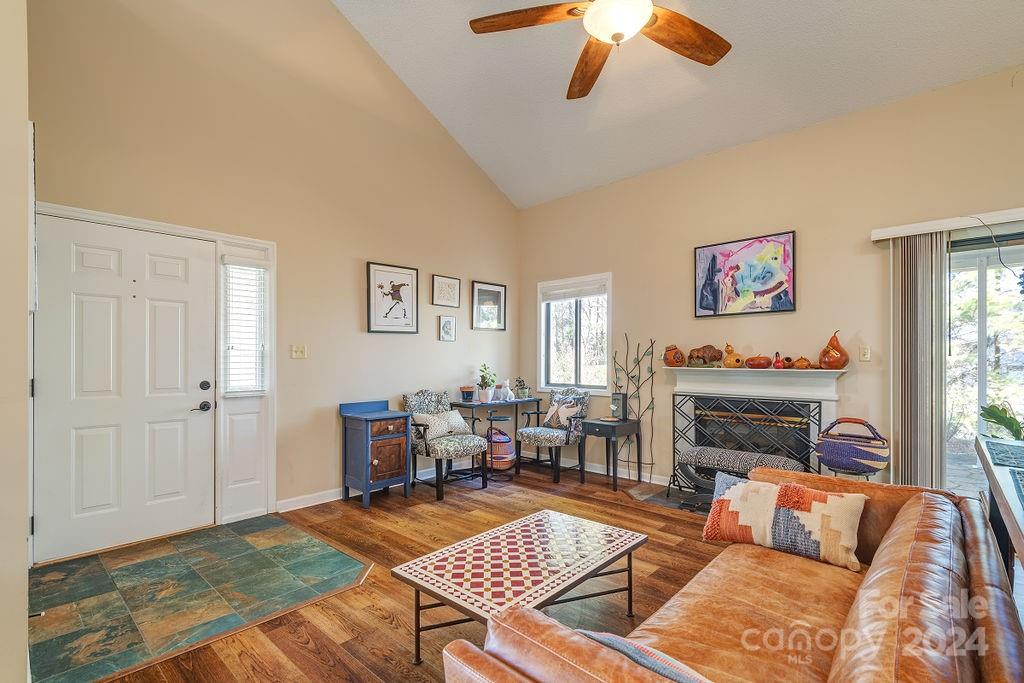 308 Oak Place