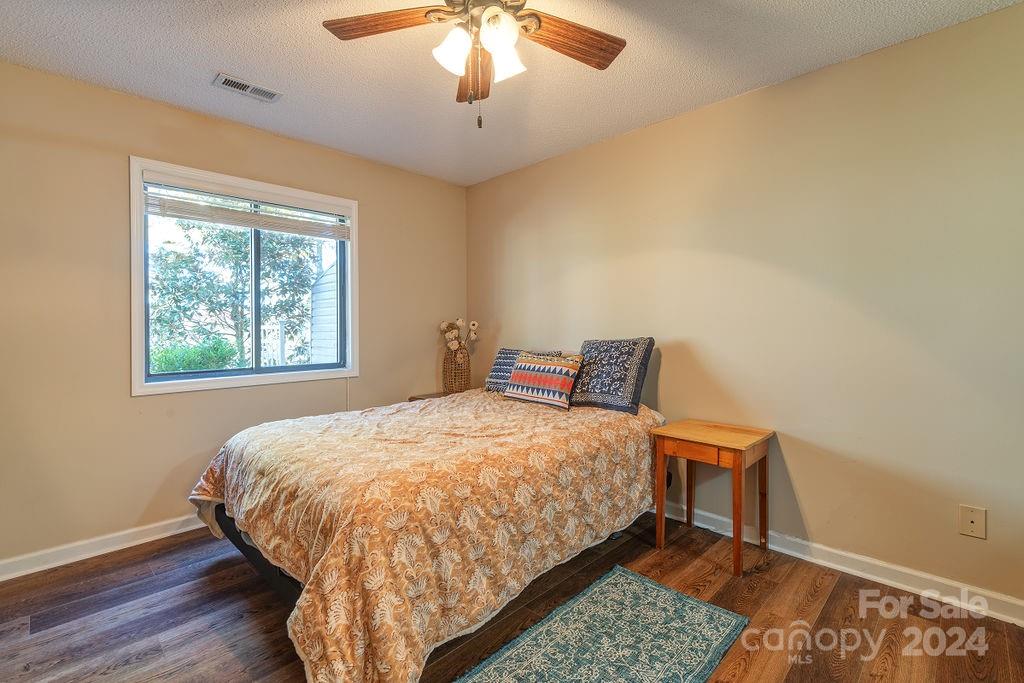 308 Oak Place