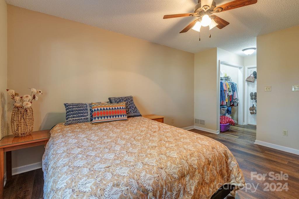 308 Oak Place