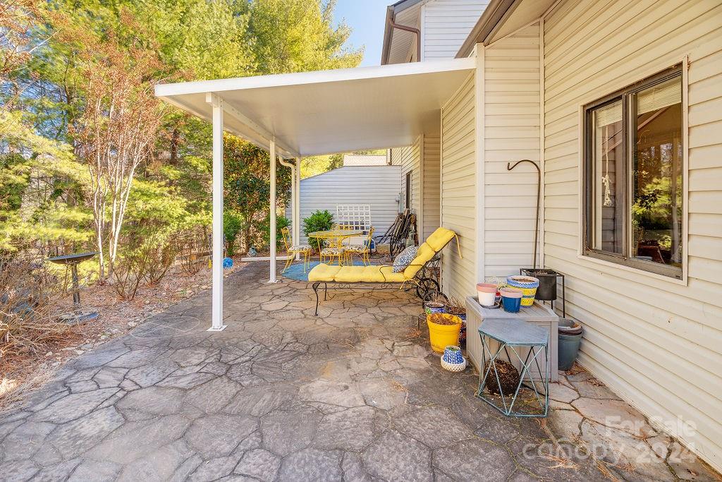 308 Oak Place