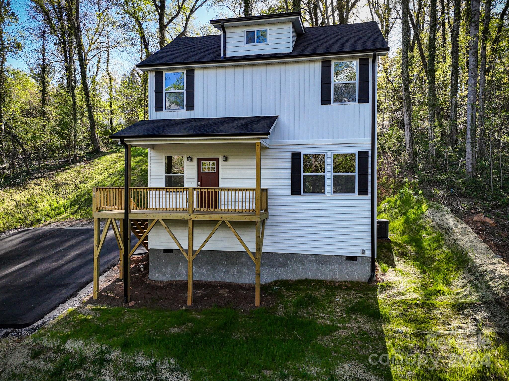 461 Governors View Road