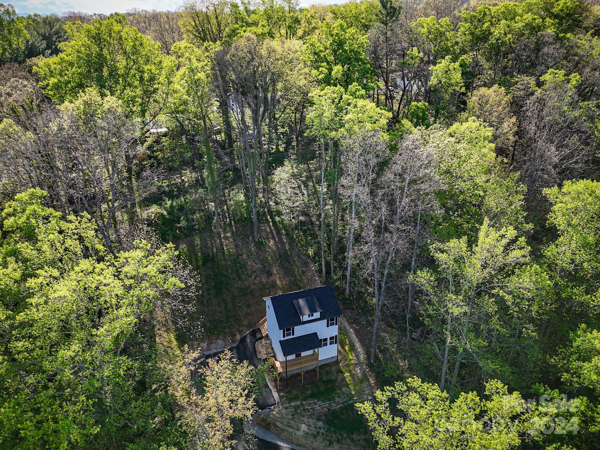 461 Governors View Road