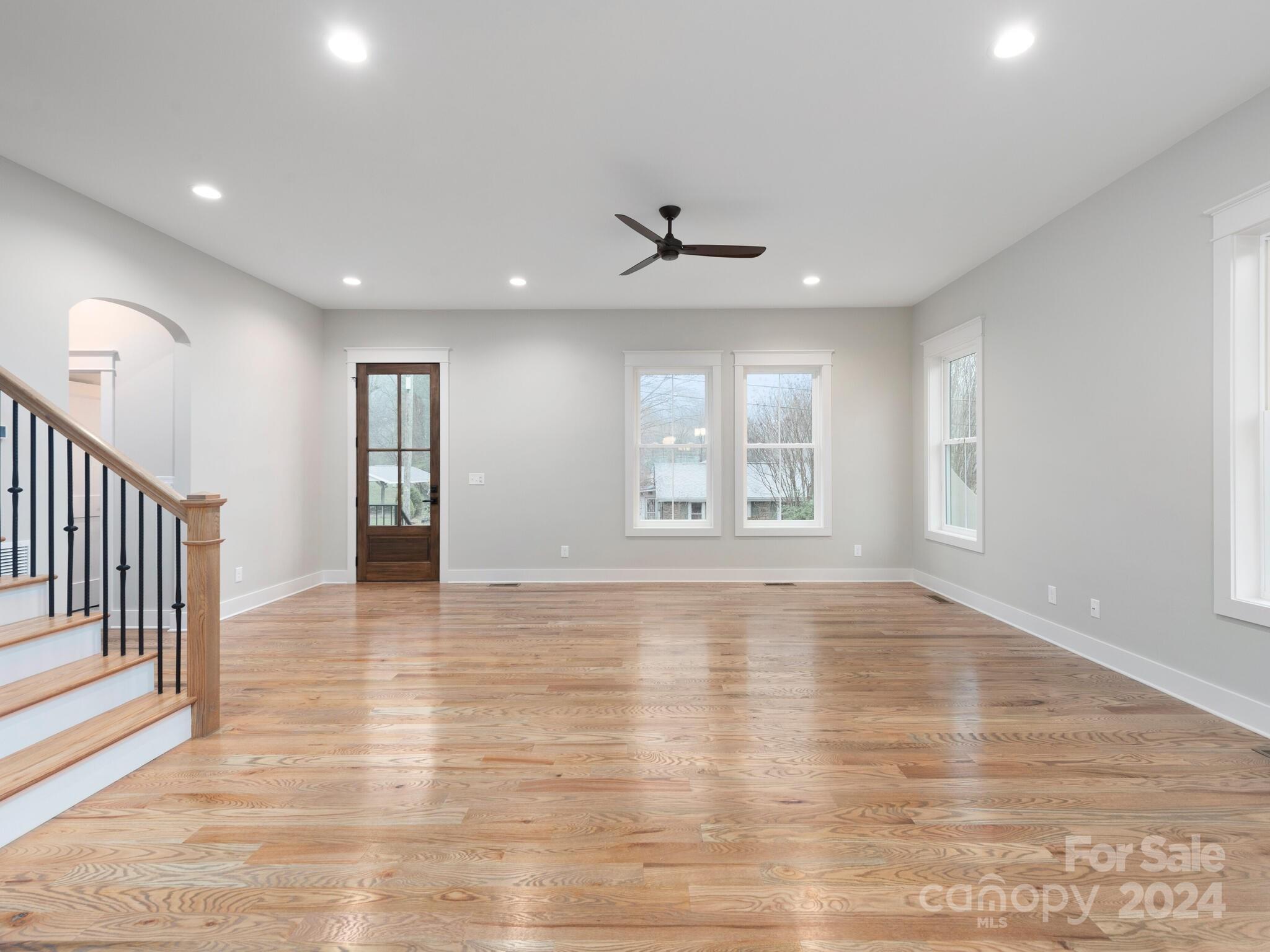 5 Mountain View Avenue