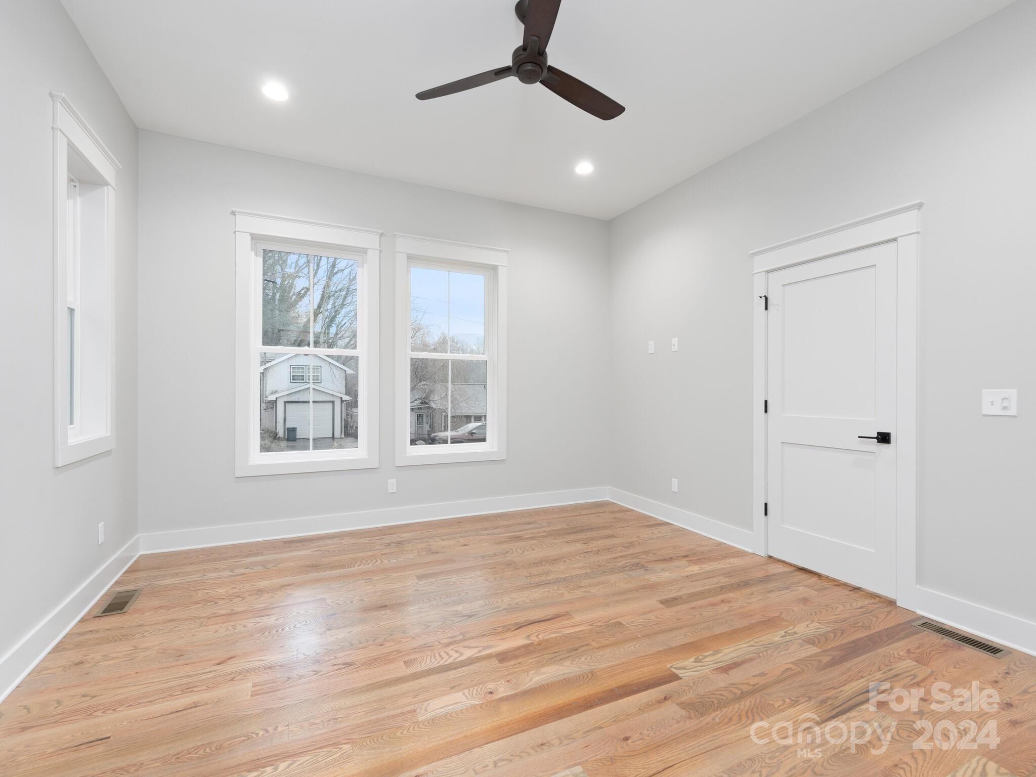 5 Mountain View Avenue