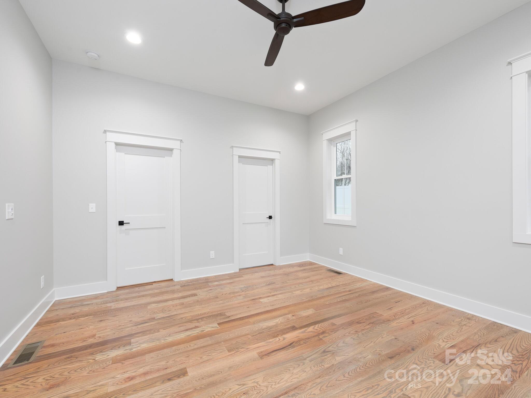 5 Mountain View Avenue