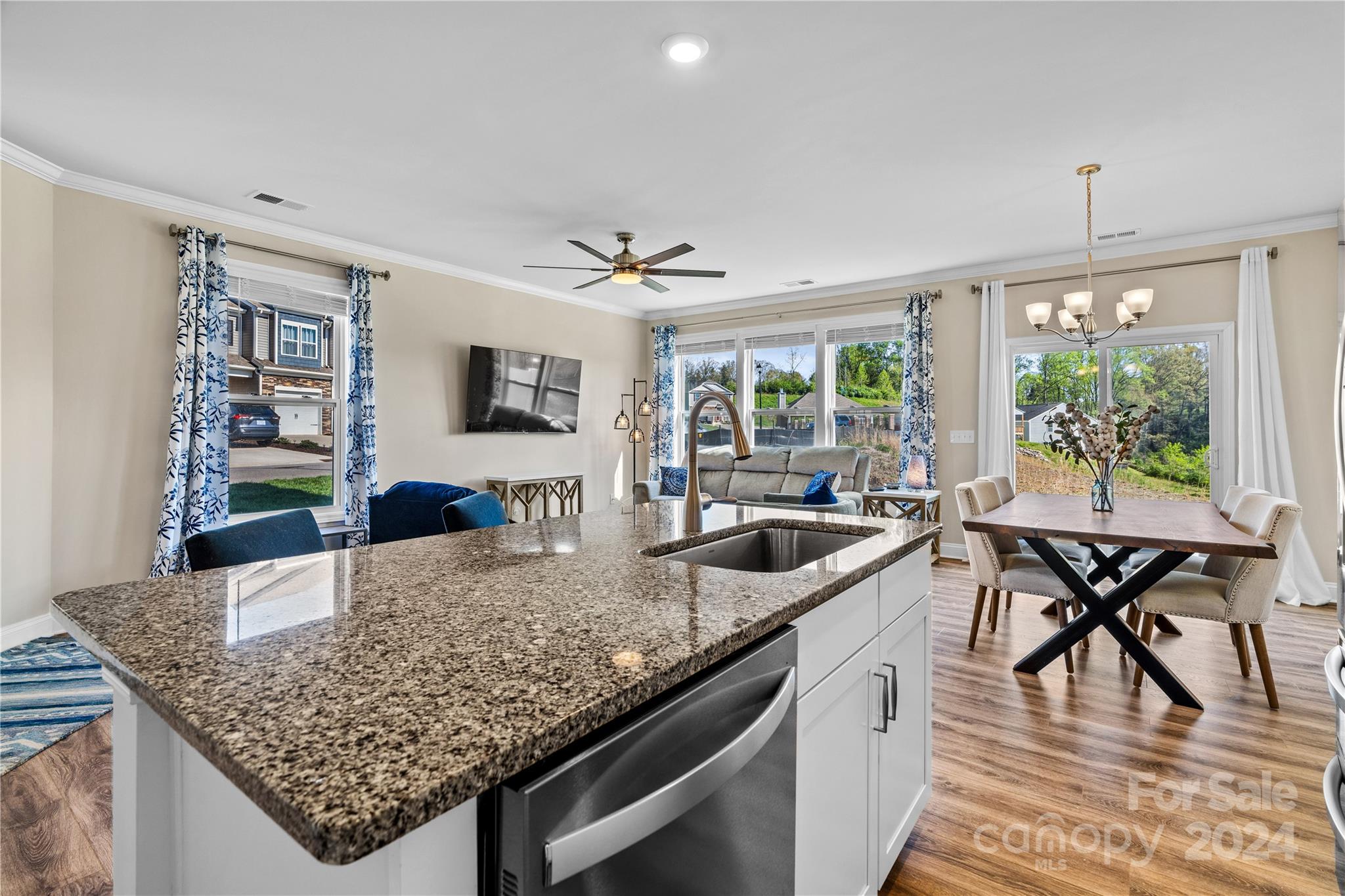 602 Santa Clara Drive