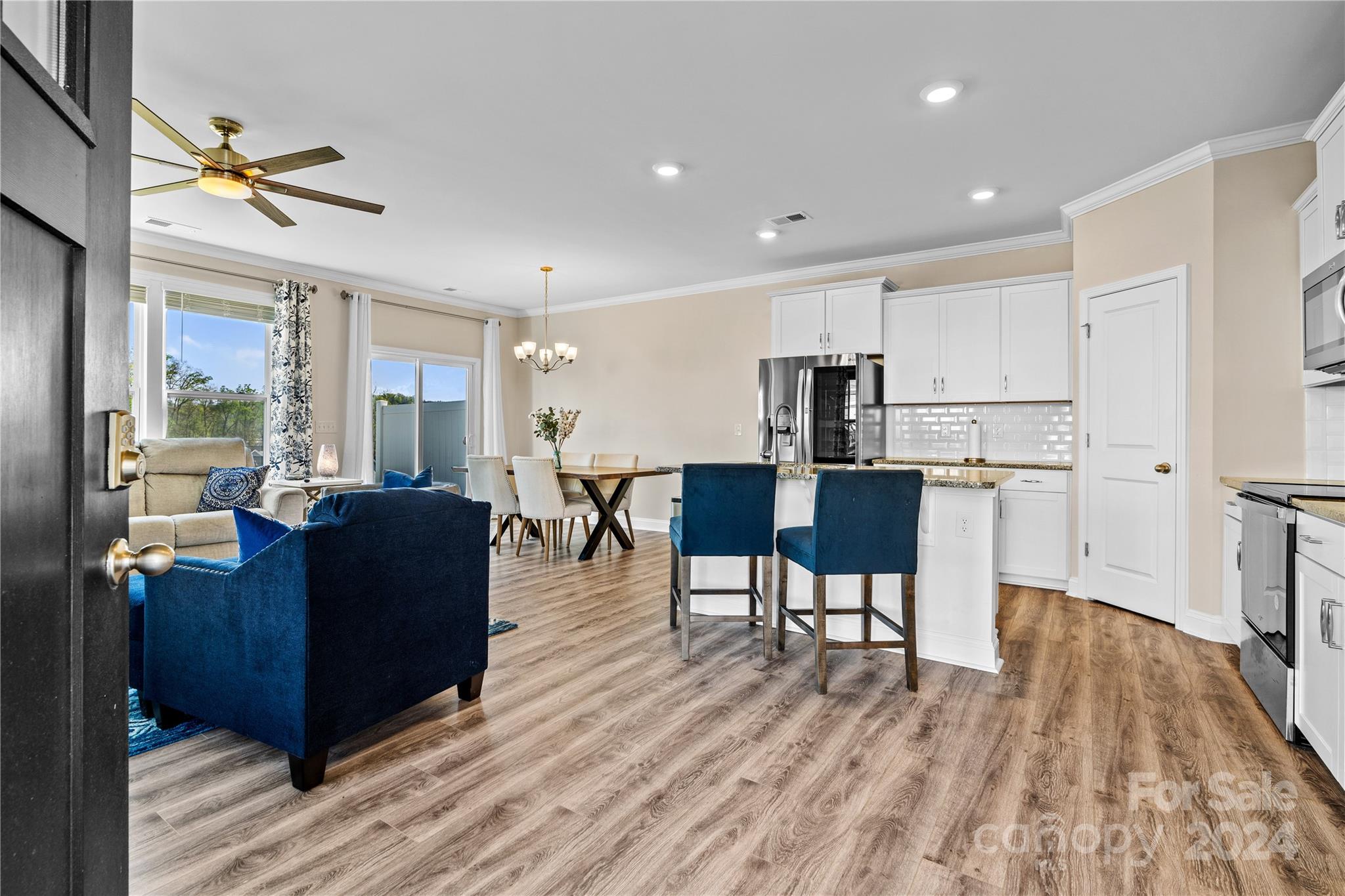 602 Santa Clara Drive