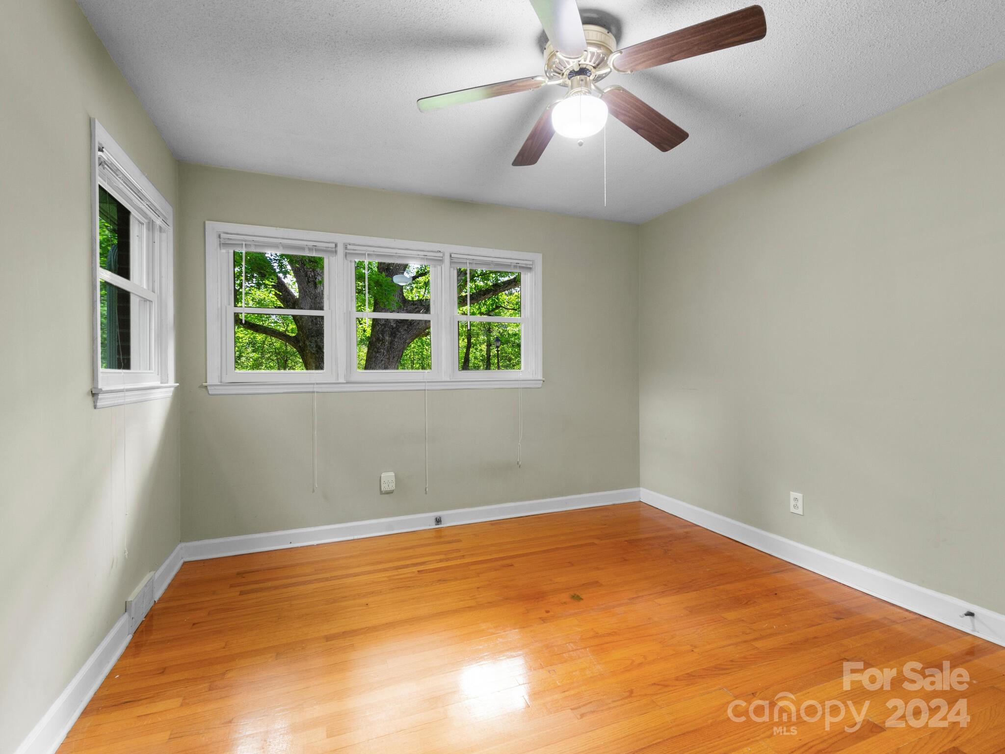 12 Mulberry Drive