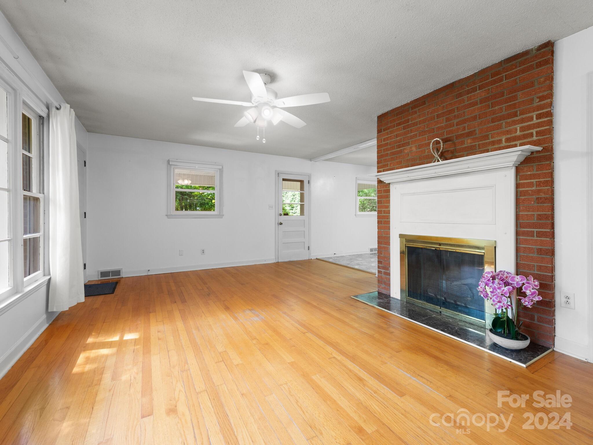 12 Mulberry Drive