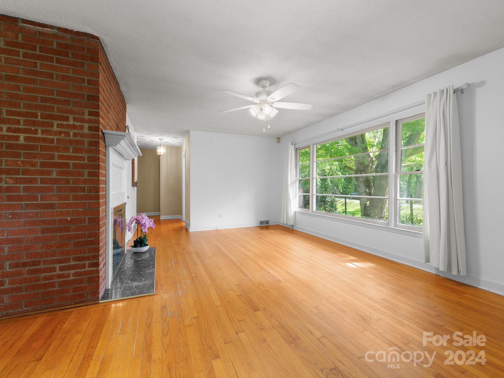 12 Mulberry Drive
