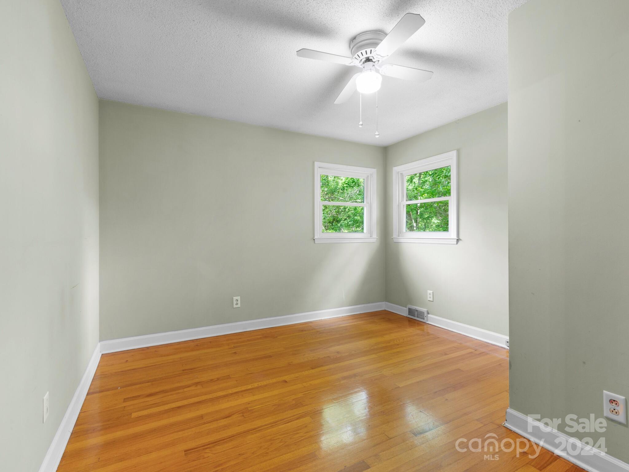 12 Mulberry Drive