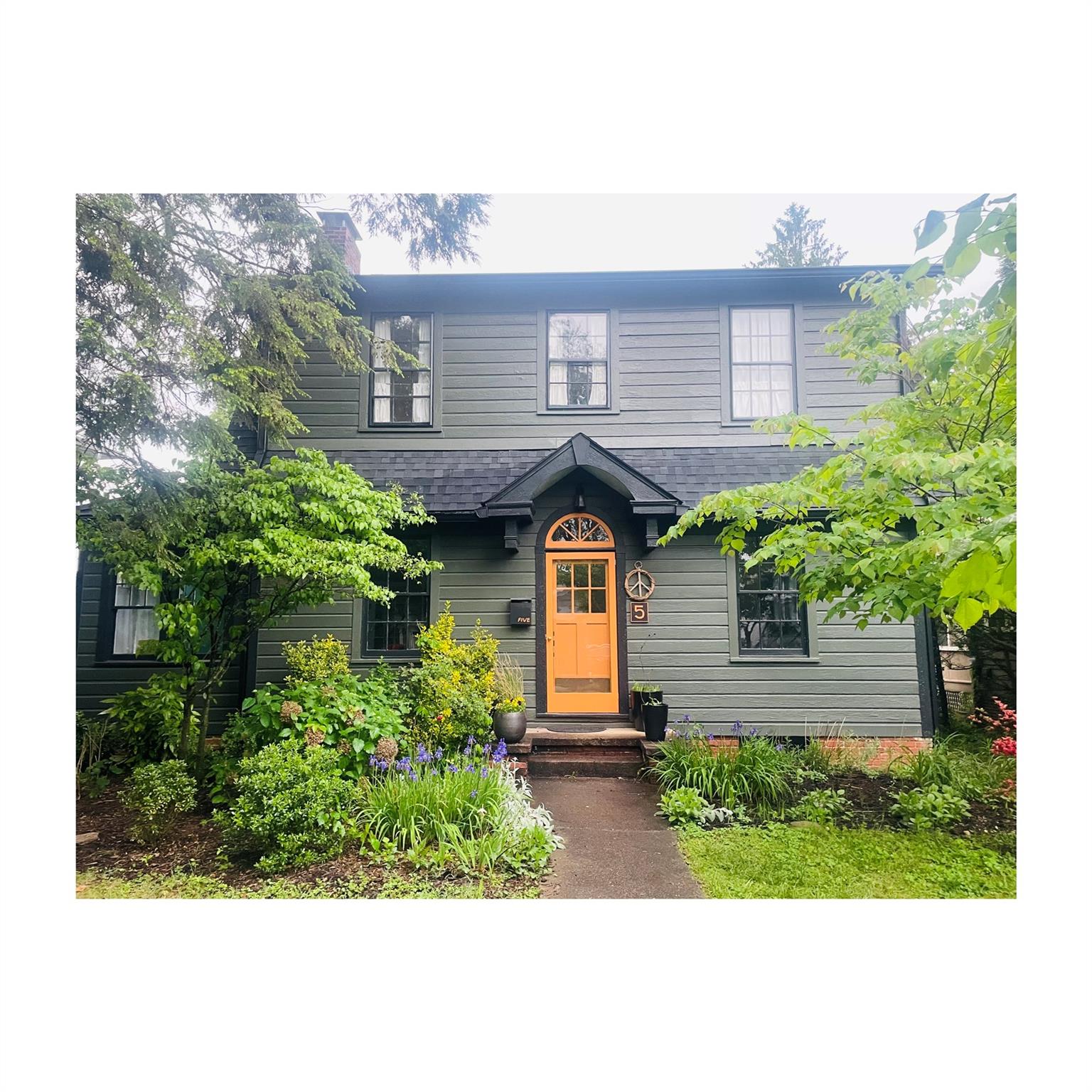 5 Woodley Avenue