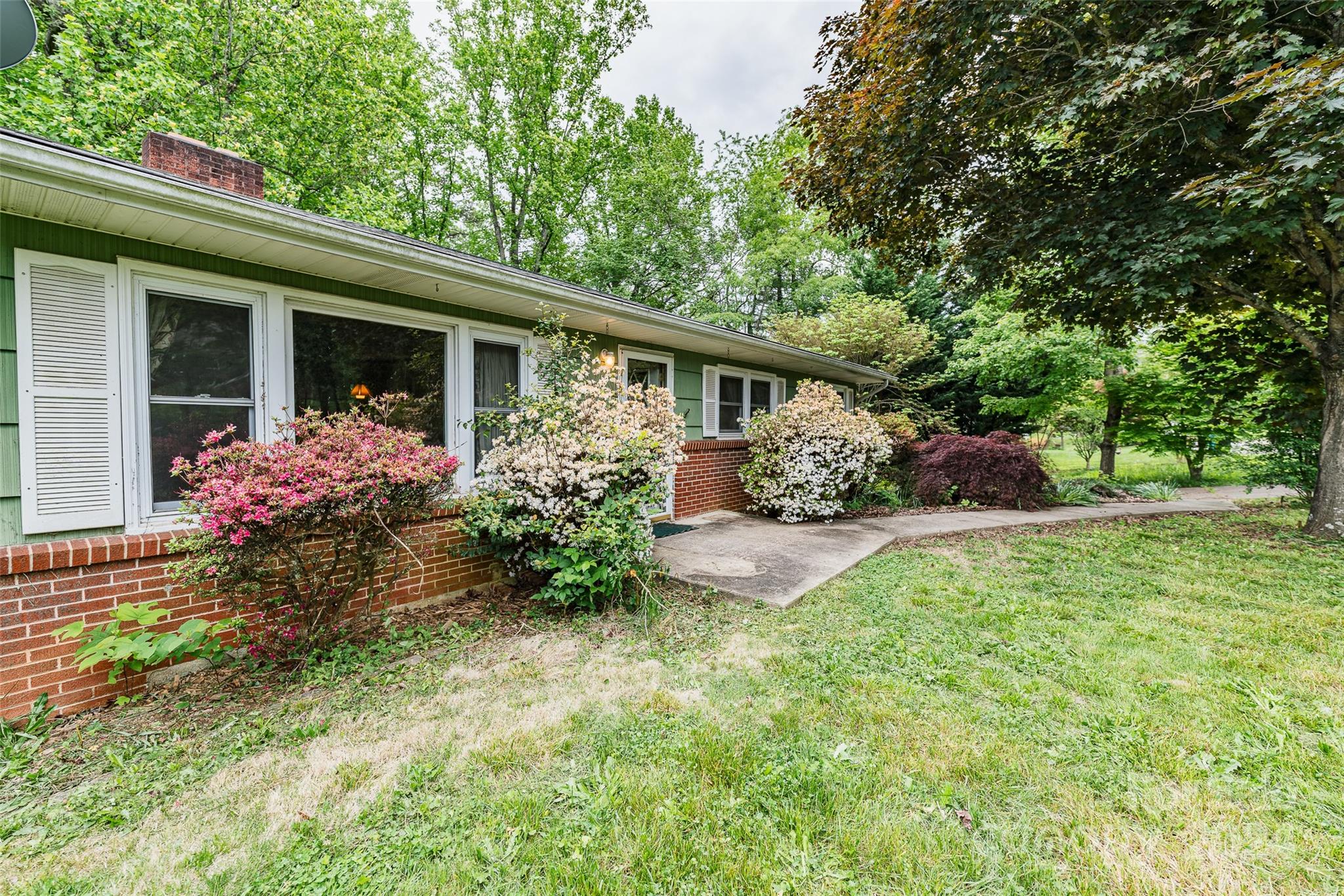 15 Pinedale Road