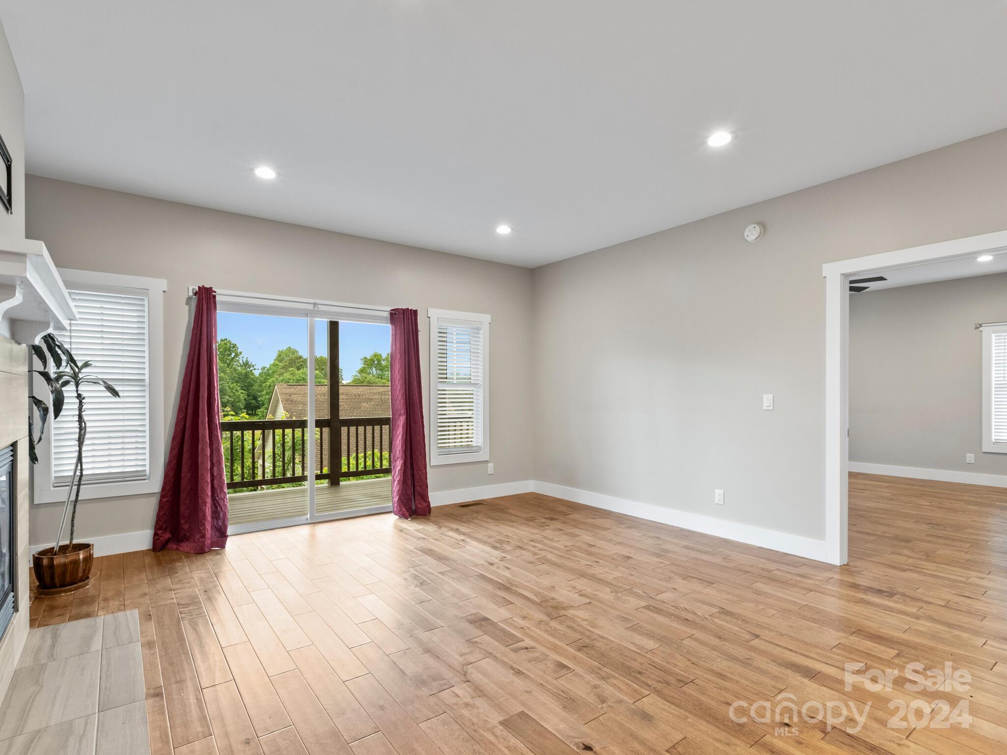 207 Oak Meadow Lane